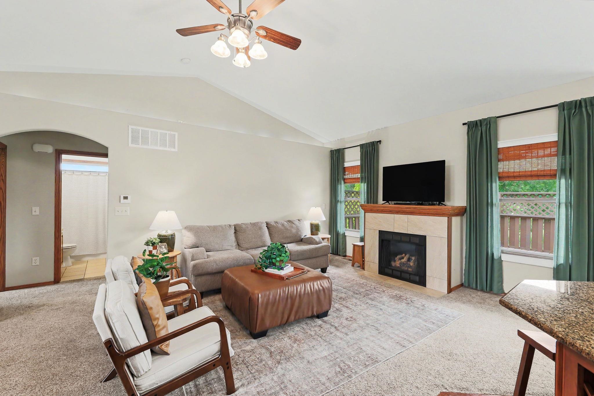 2801 N Rough Creek Derby KS 67037