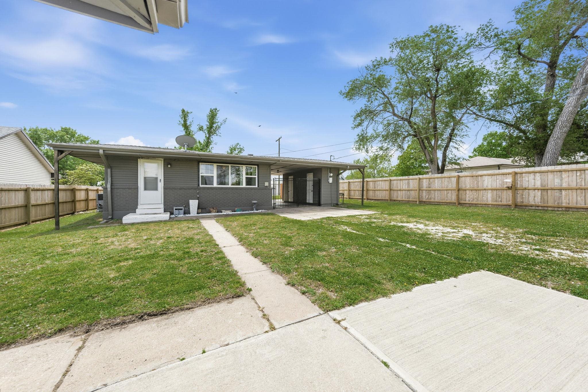 511 W 18th Wellington KS 67152