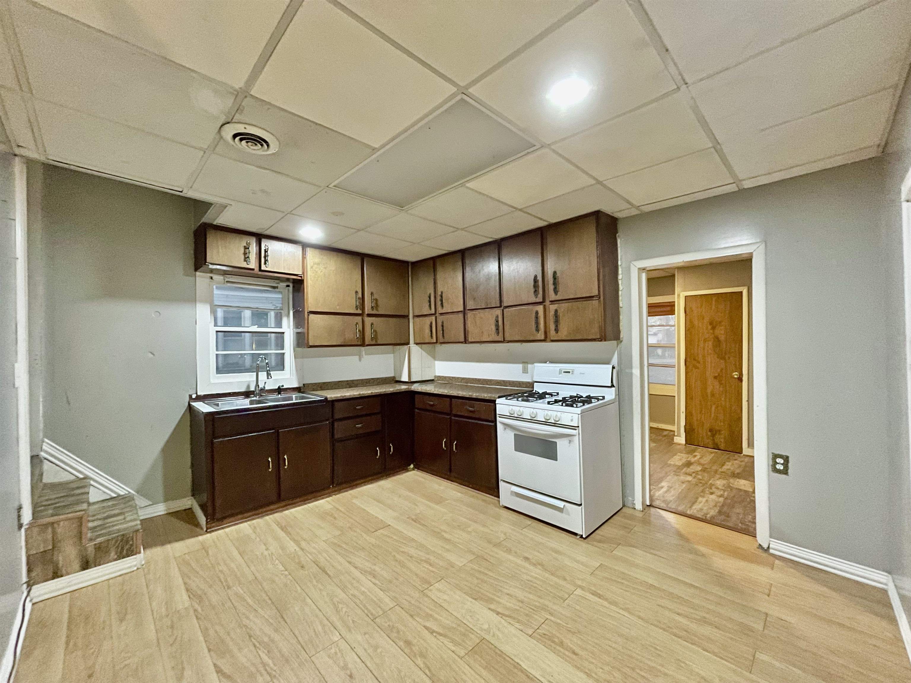 712 S C Street Arkansas City KS 67005