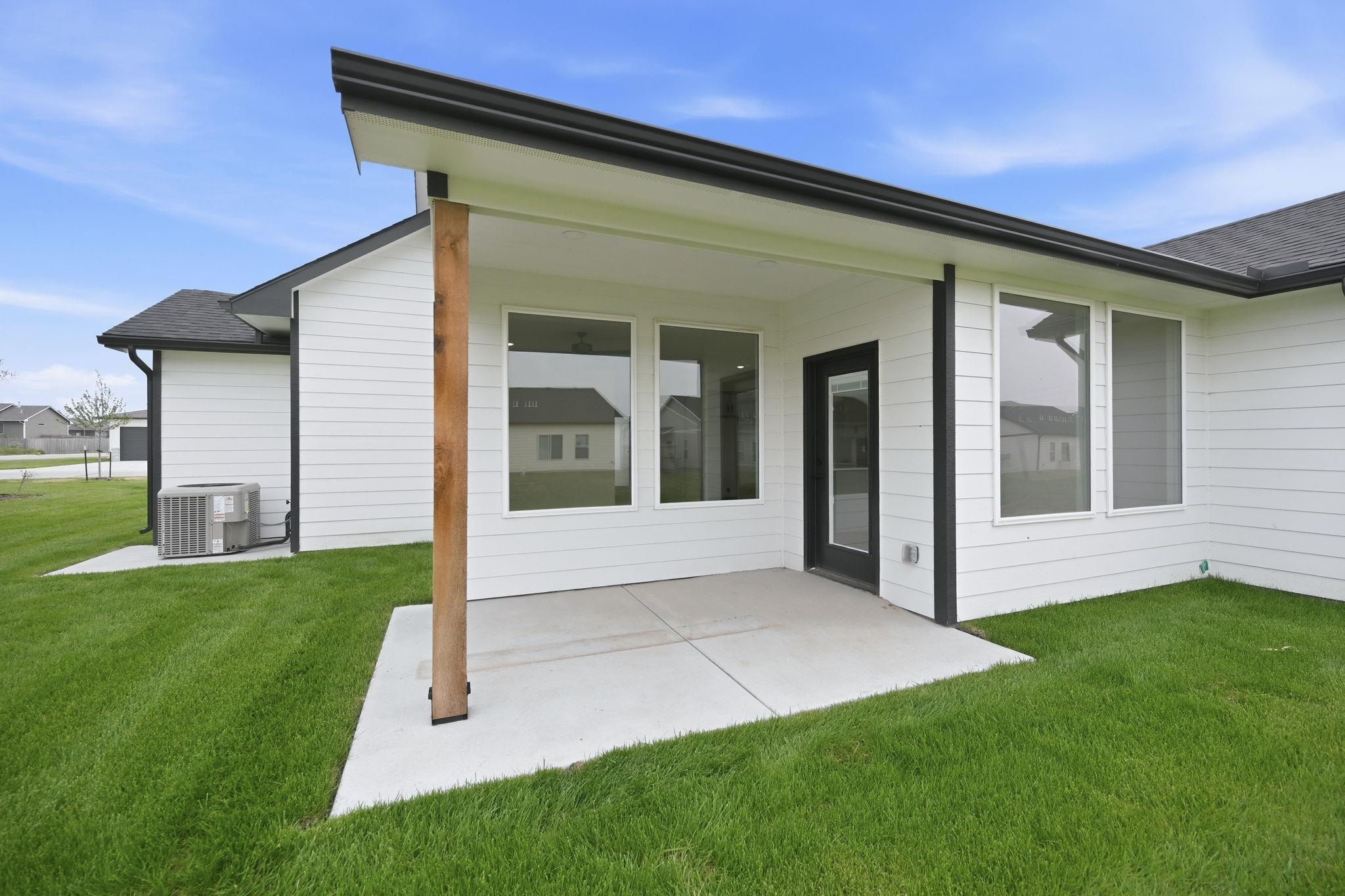 502 E Elmwood Street Park City KS 67147-1123