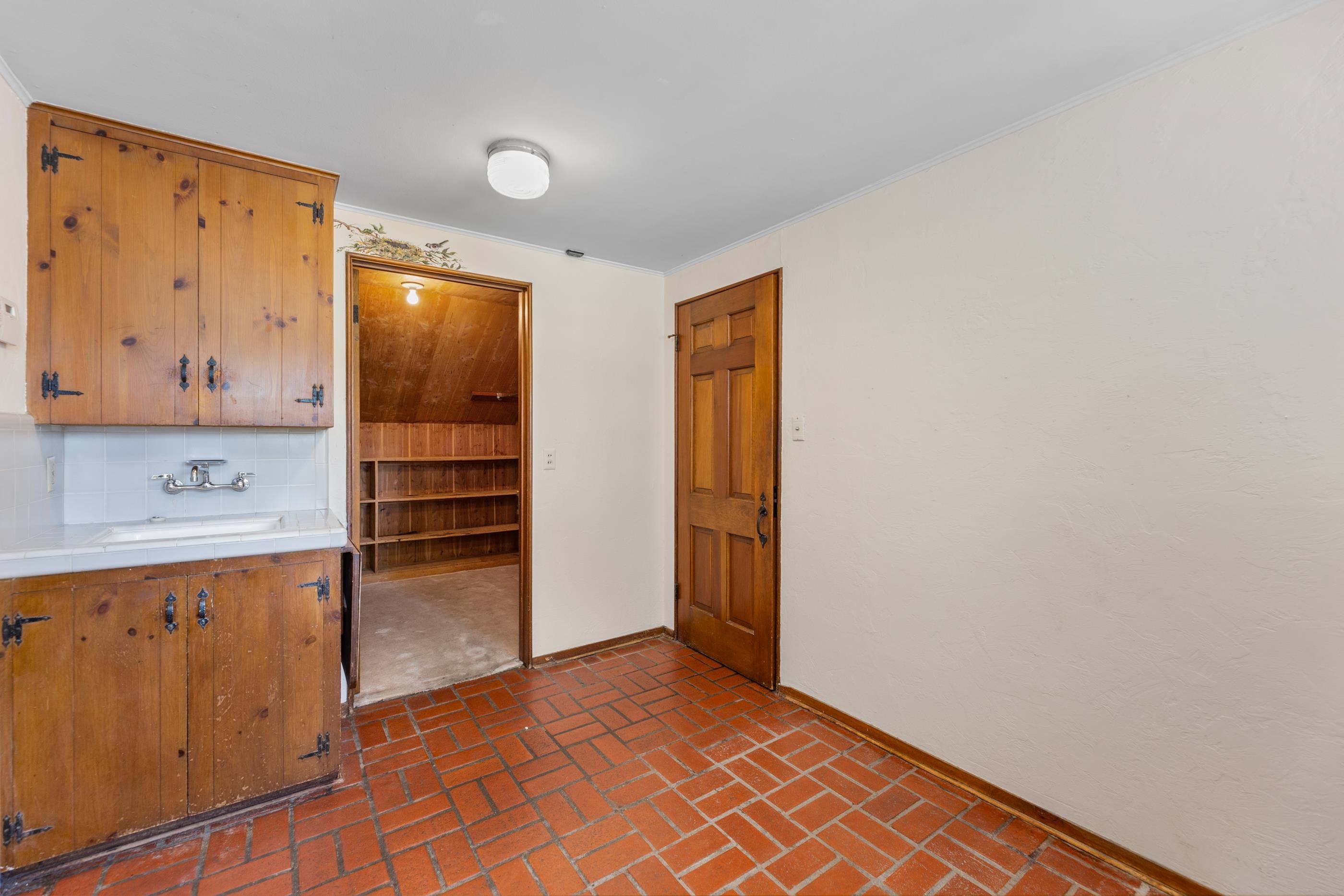 1314 N Willow Lane Wichita KS 67208