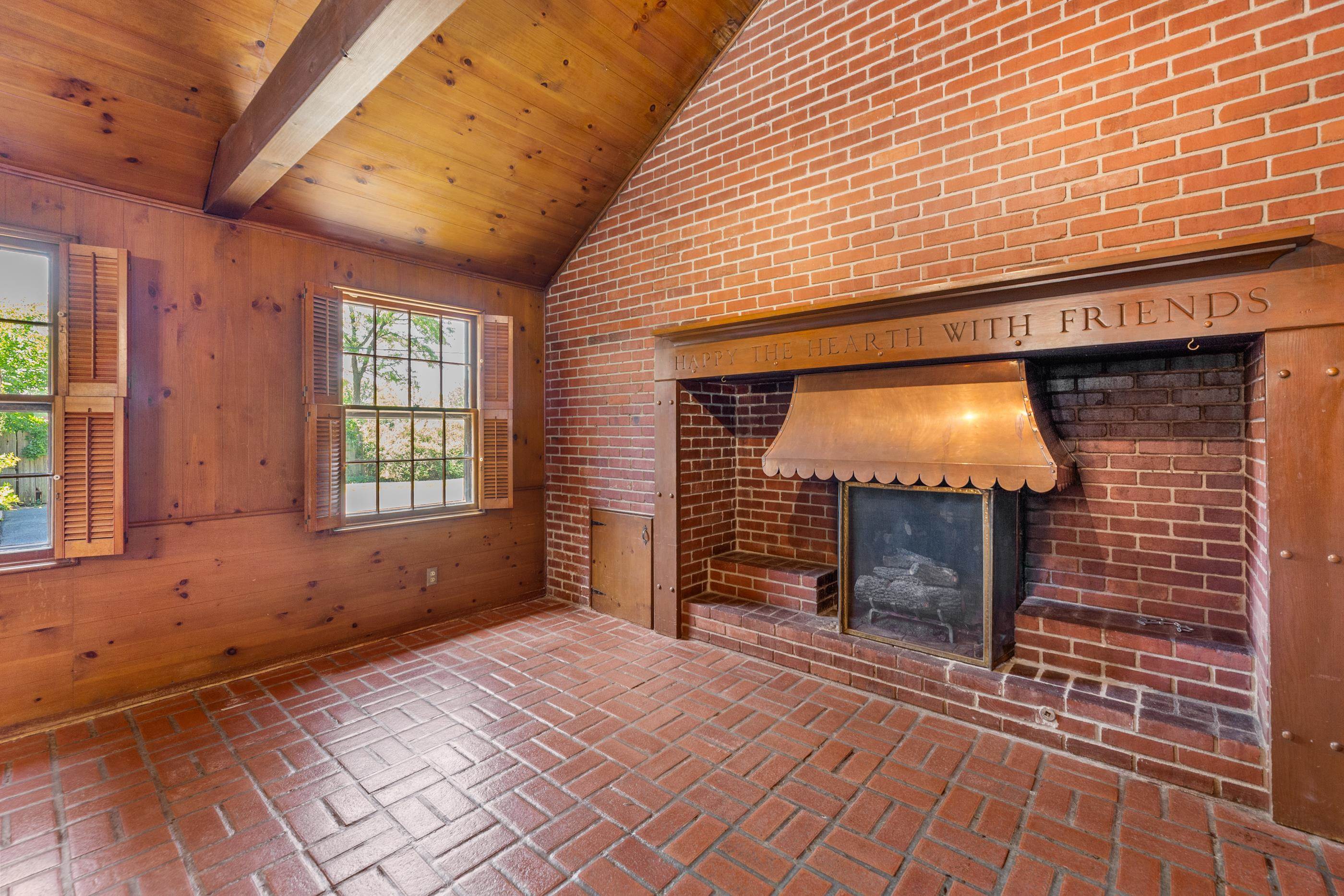 1314 N Willow Lane Wichita KS 67208