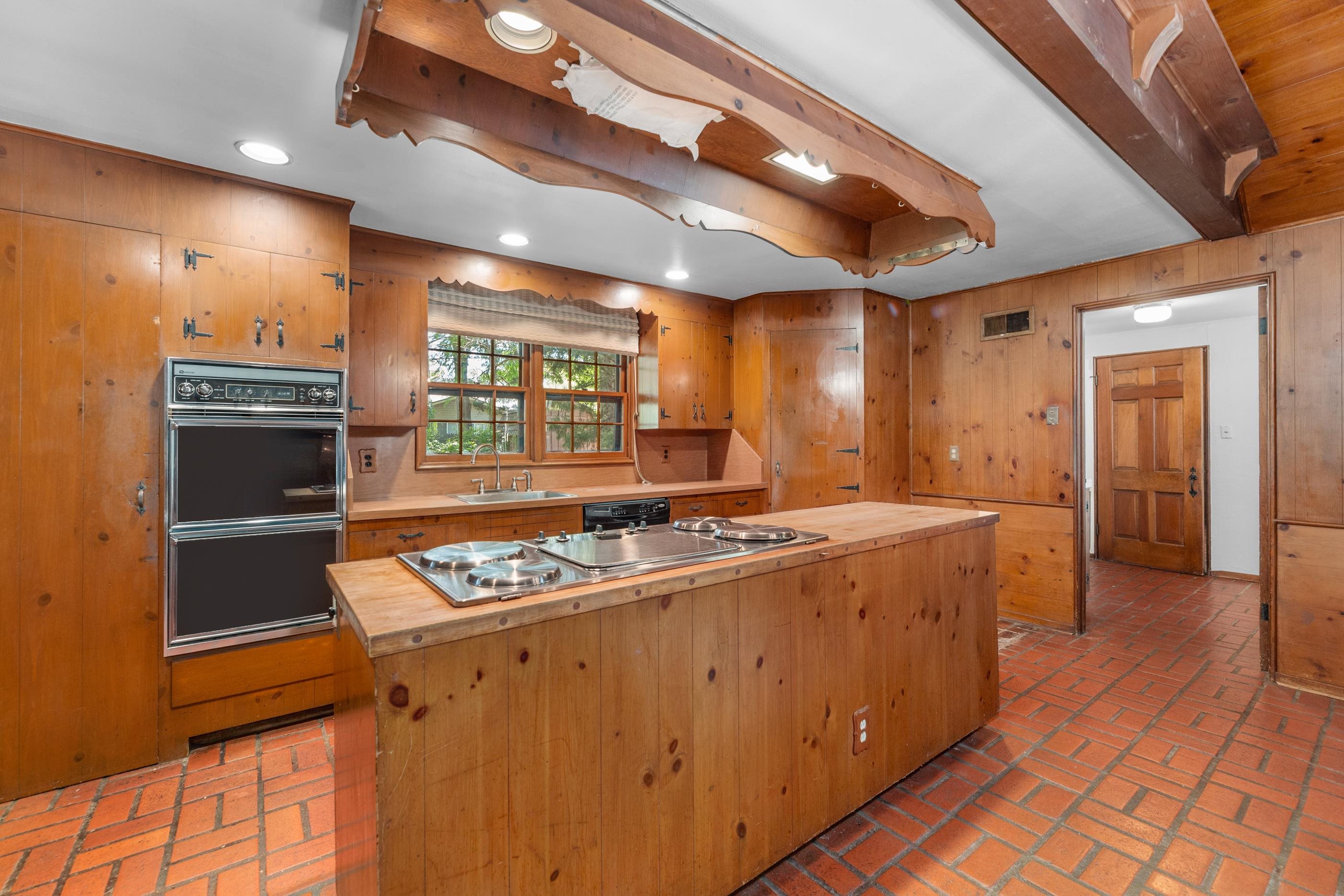 1314 N Willow Lane Wichita KS 67208