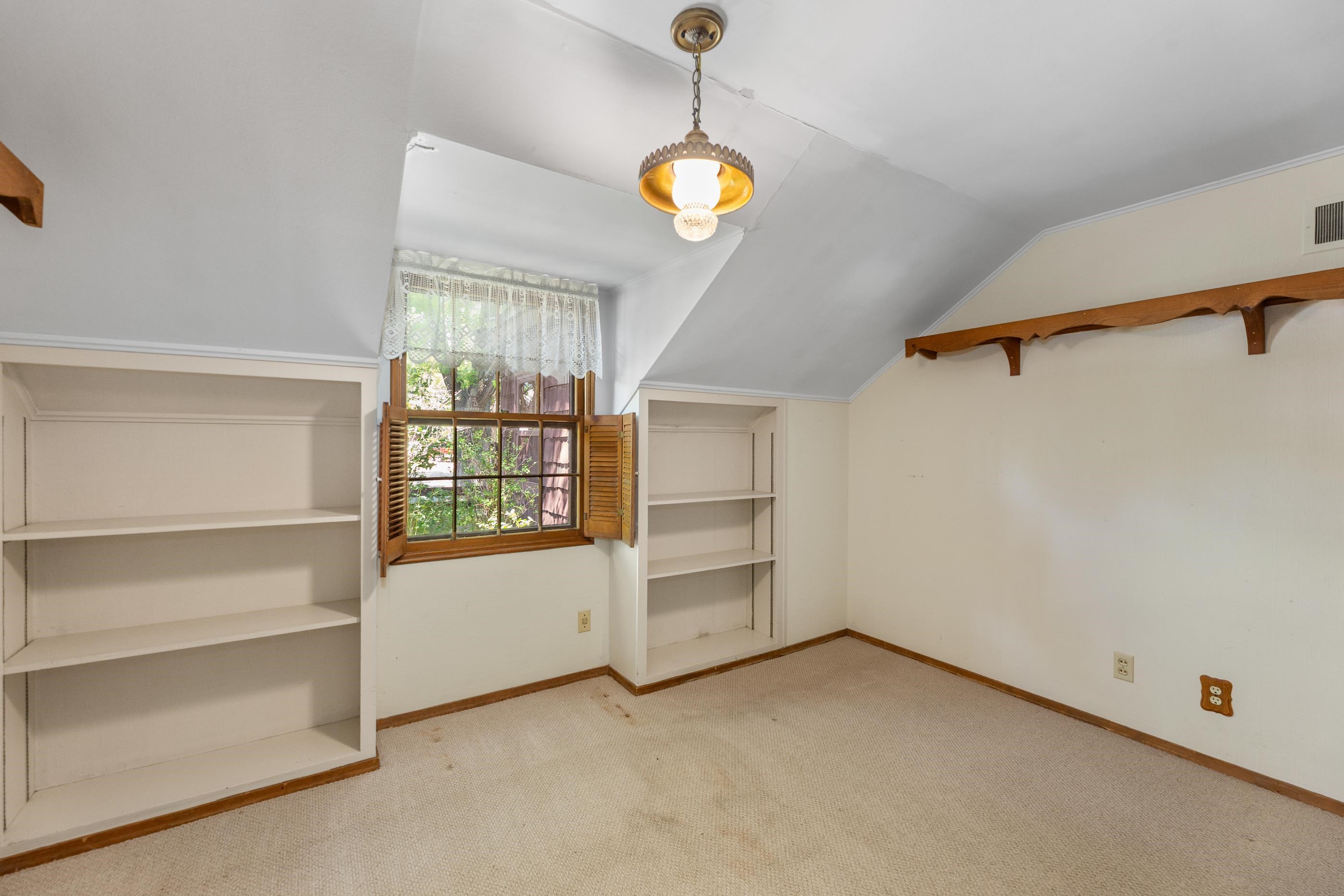 1314 N Willow Lane Wichita KS 67208
