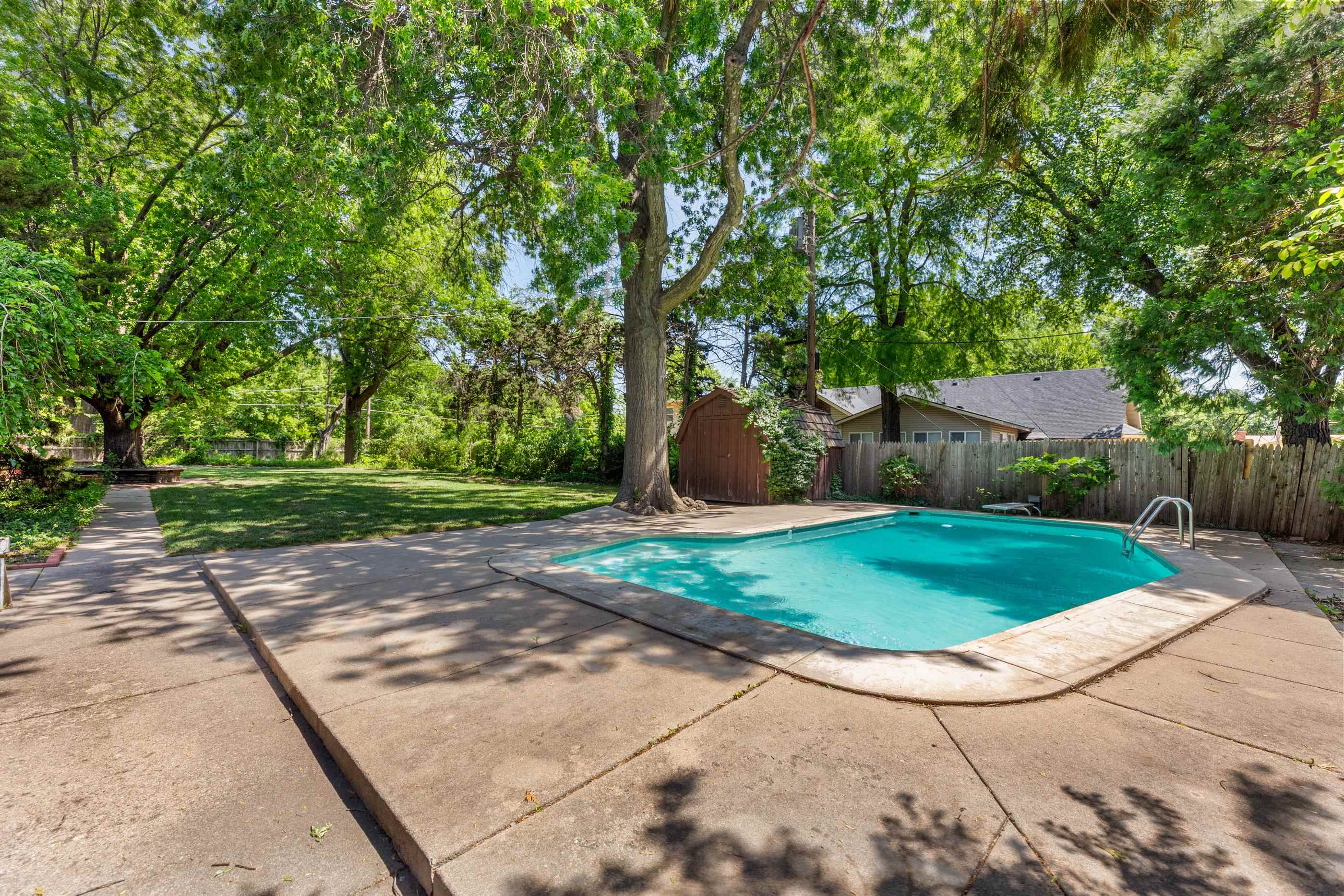 1314 N Willow Lane Wichita KS 67208