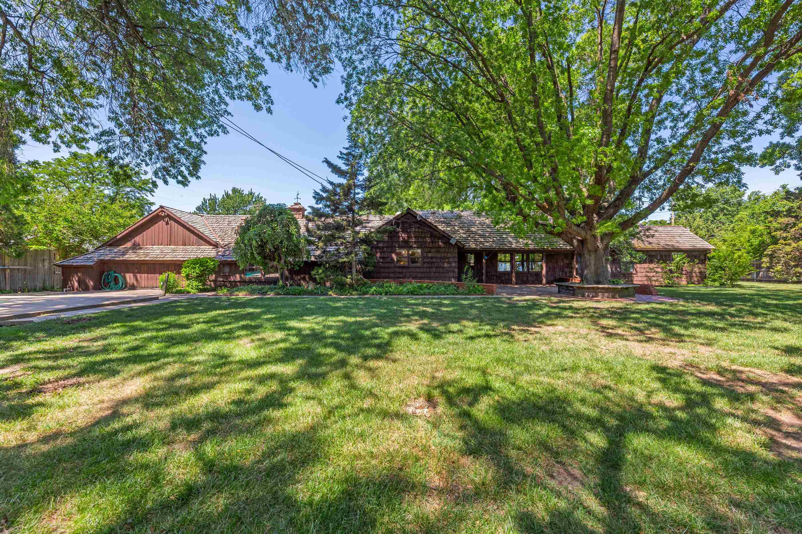 1314 N Willow Lane Wichita KS 67208