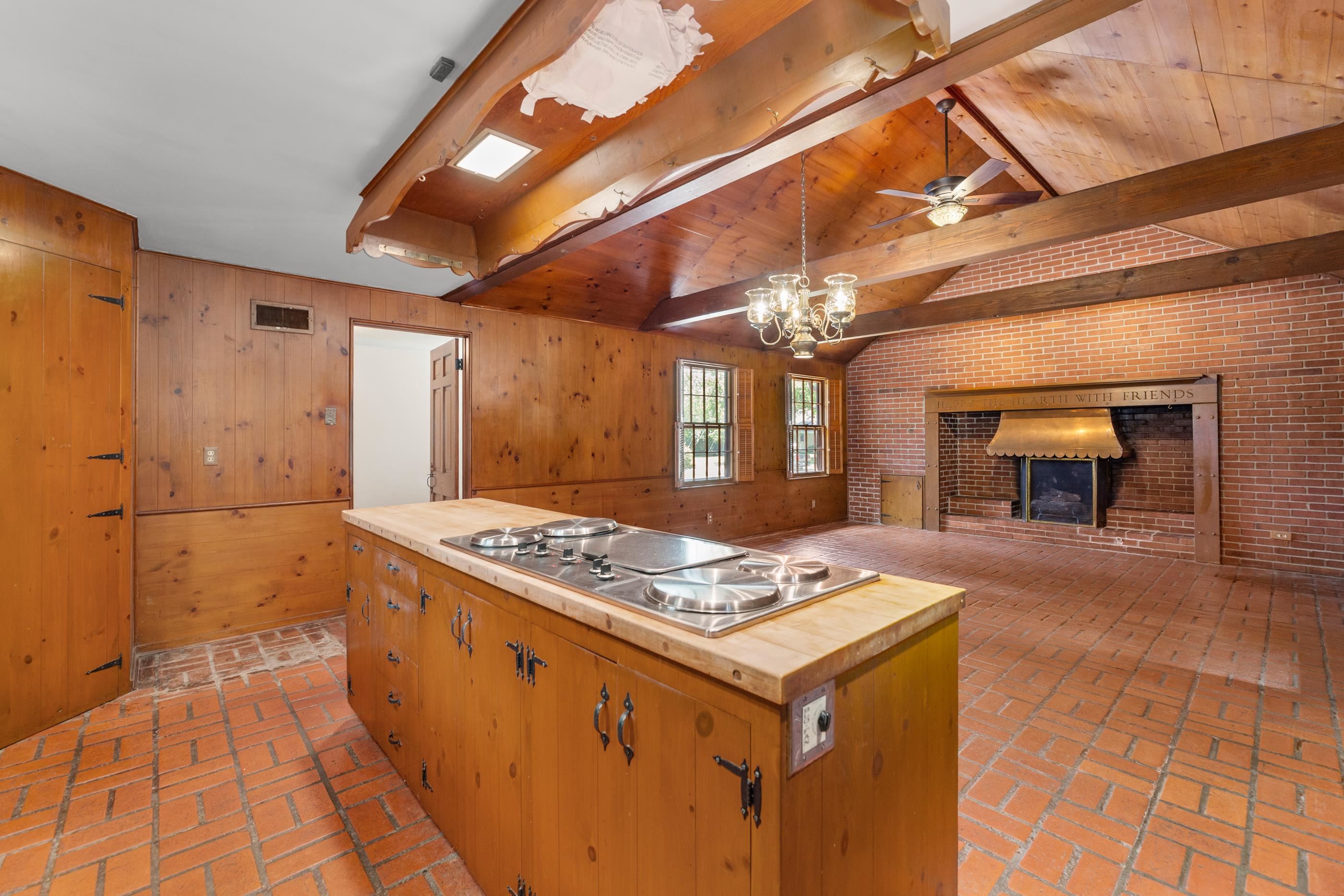 1314 N Willow Lane Wichita KS 67208