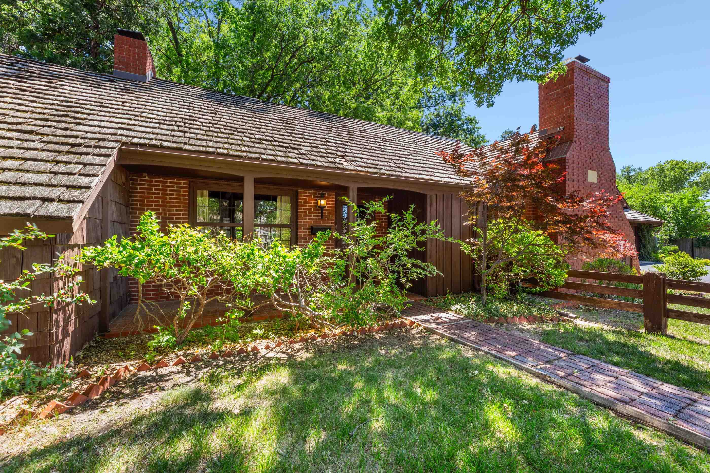 1314 N Willow Lane Wichita KS 67208