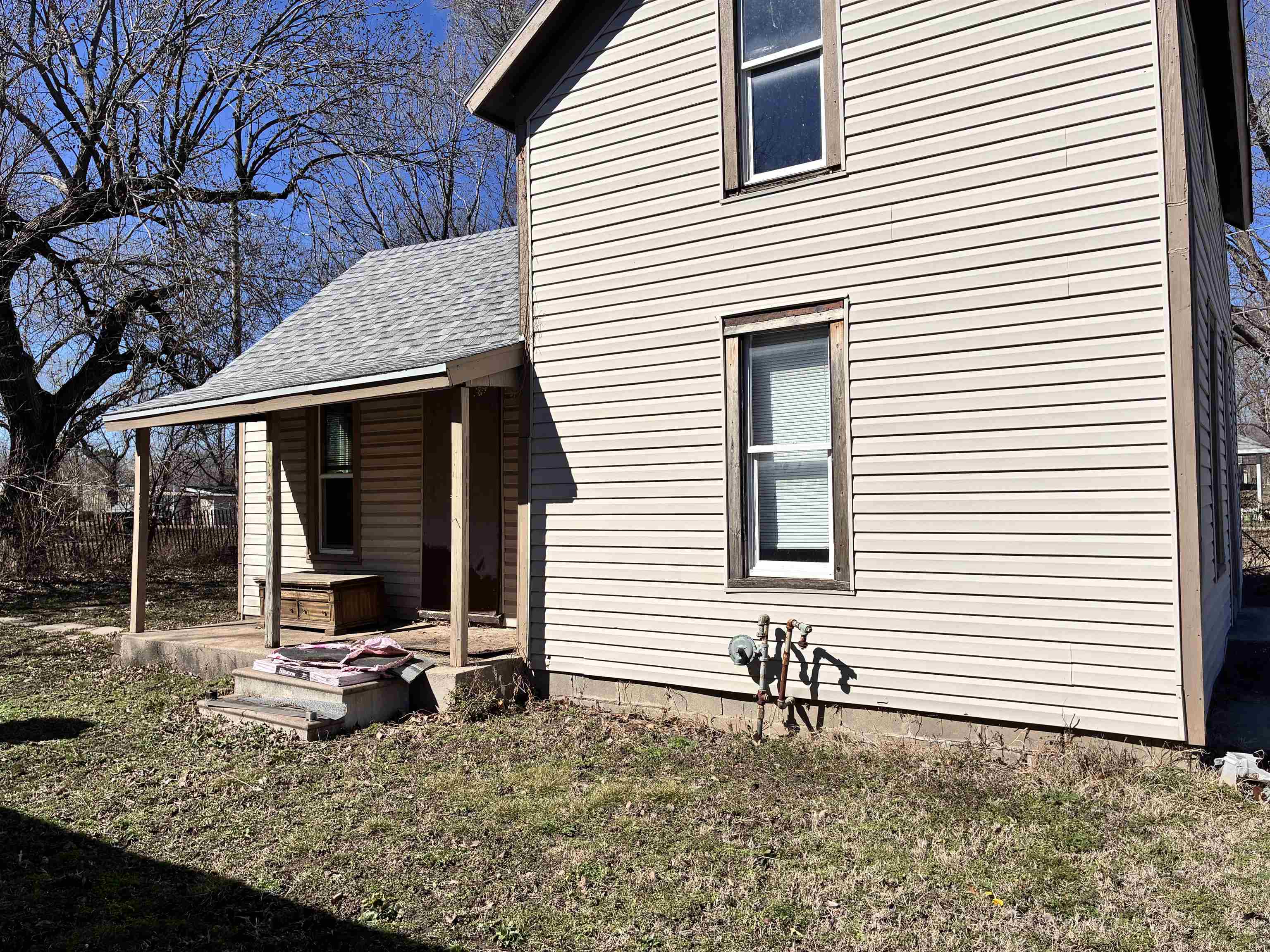 817 N Gordy El Dorado KS 67042