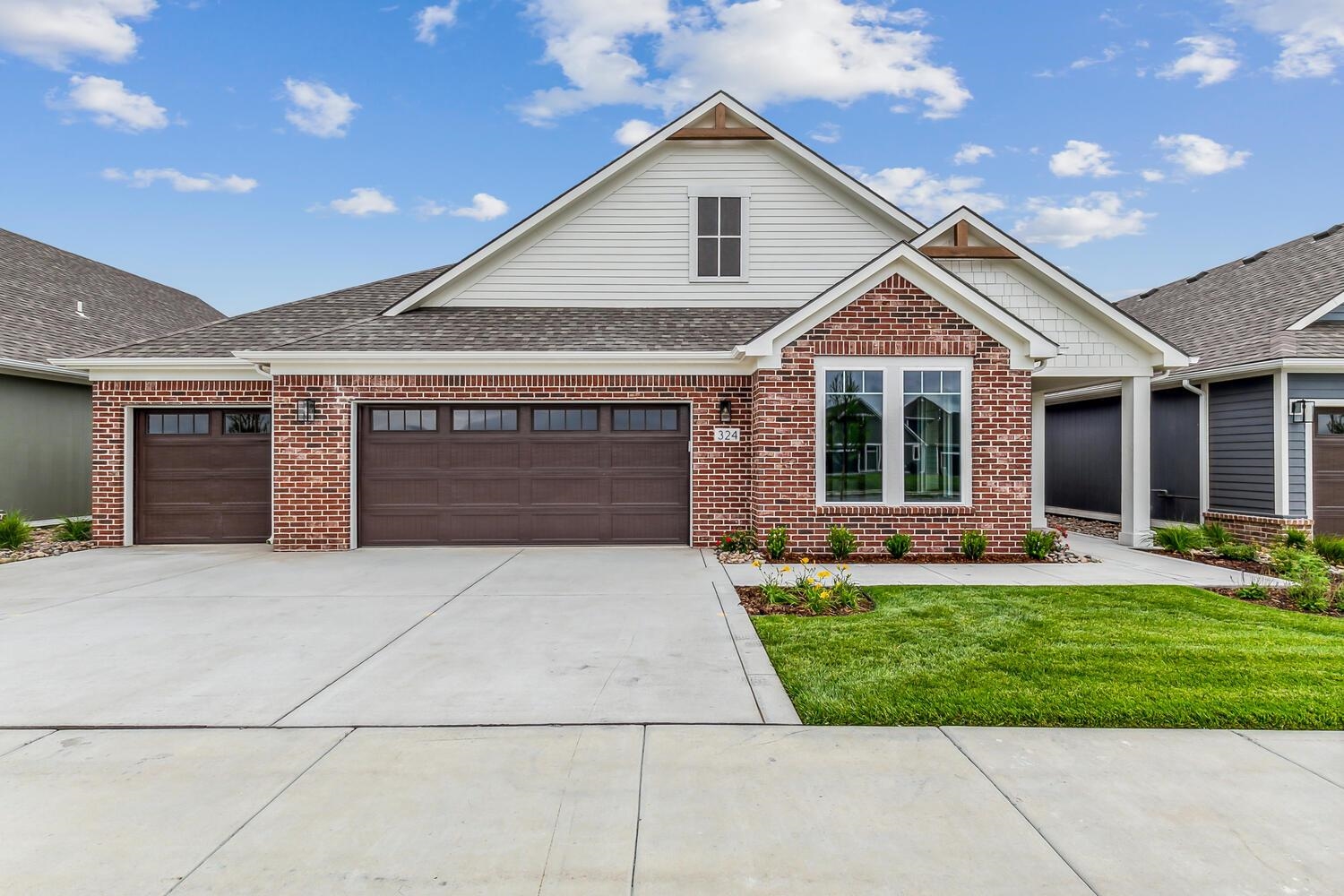 324 W Boxthorn Drive Andover KS 67002