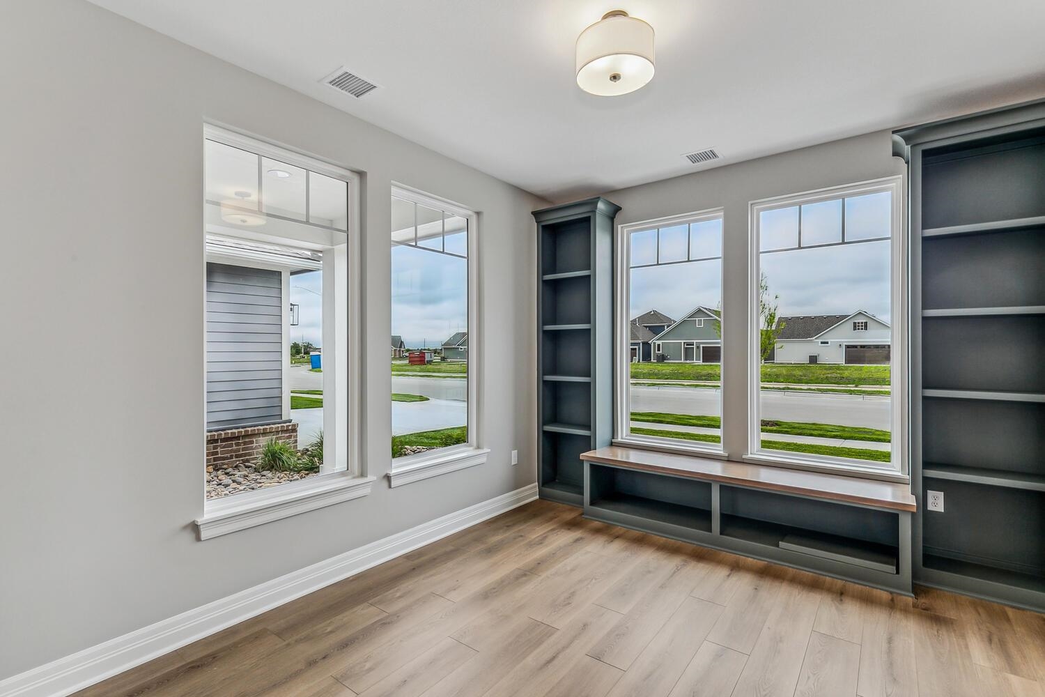 324 W Boxthorn Drive Andover KS 67002