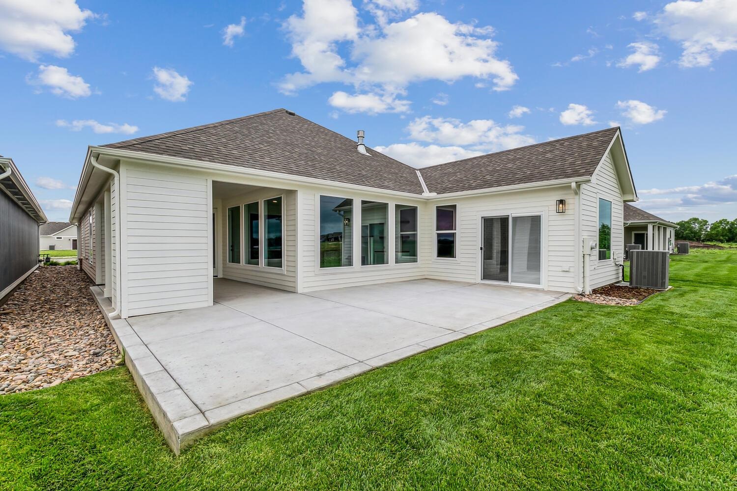 324 W Boxthorn Drive Andover KS 67002