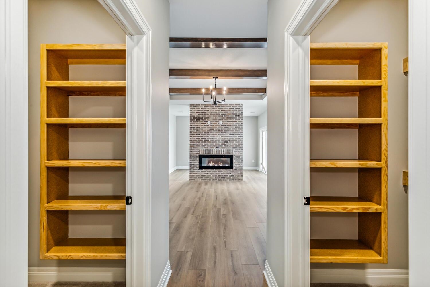 324 W Boxthorn Drive Andover KS 67002