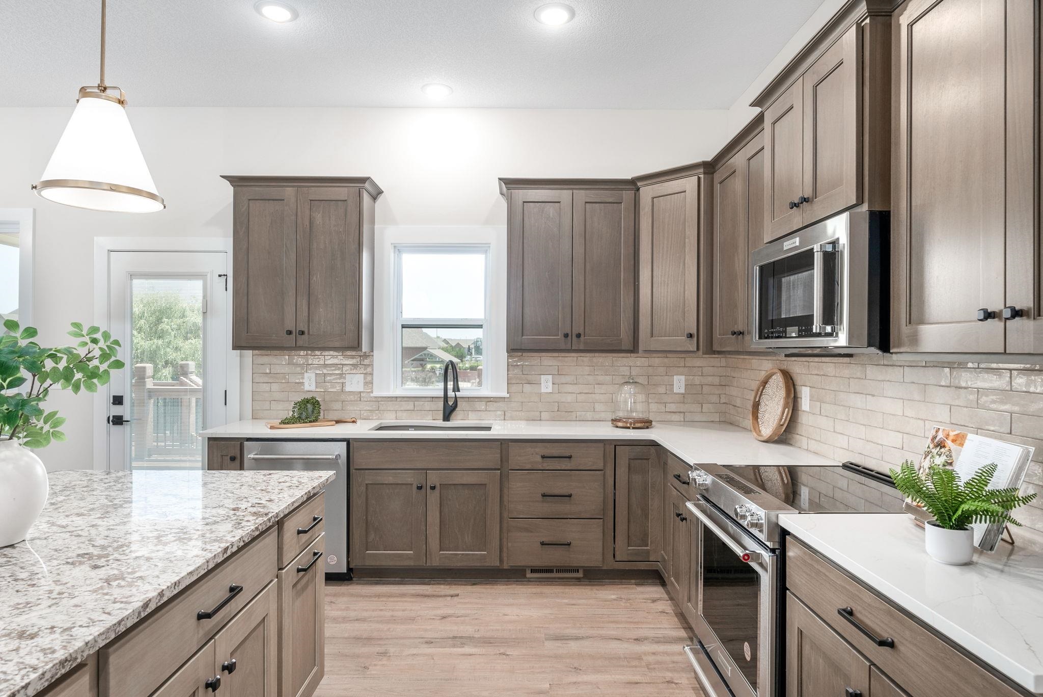 7905 E Turquoise Trail Bel Aire KS 67226