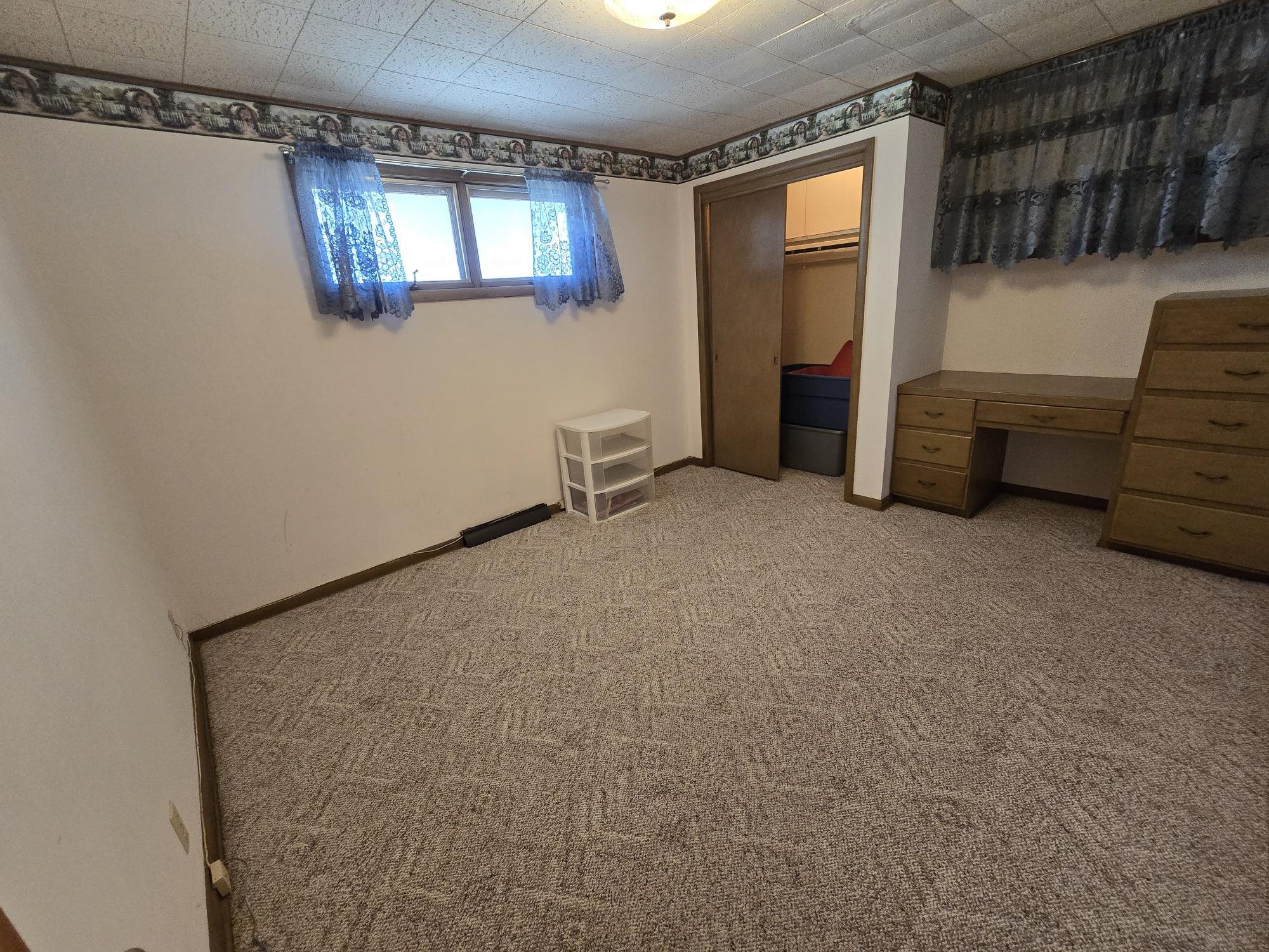 329 N College Street Winfield KS 67156