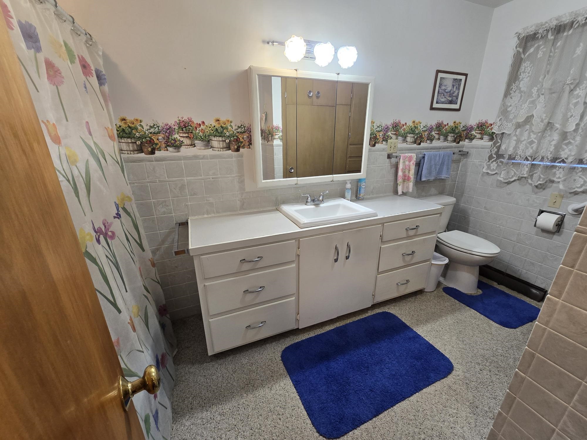 329 N College Street Winfield KS 67156