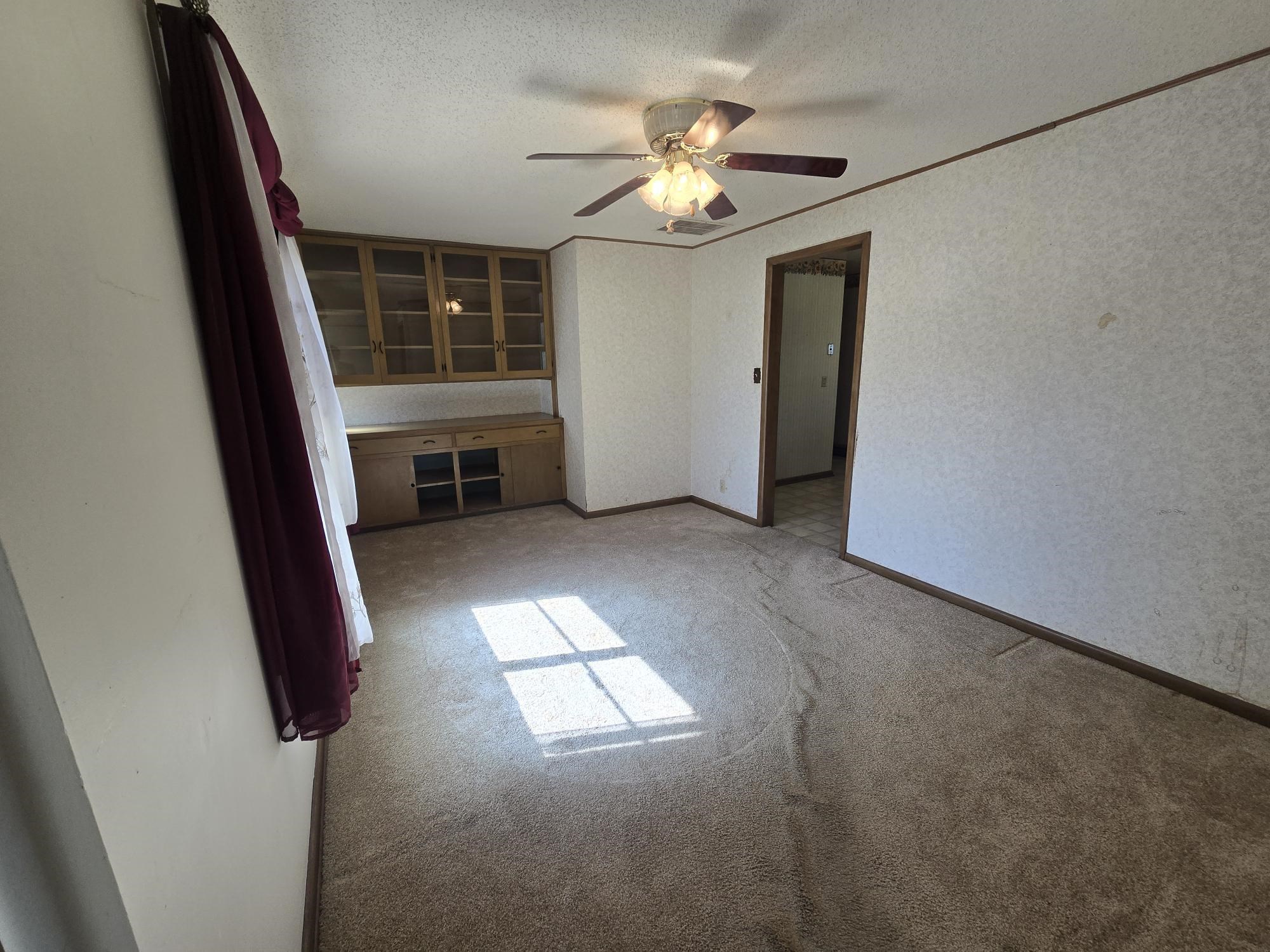 329 N College Street Winfield KS 67156