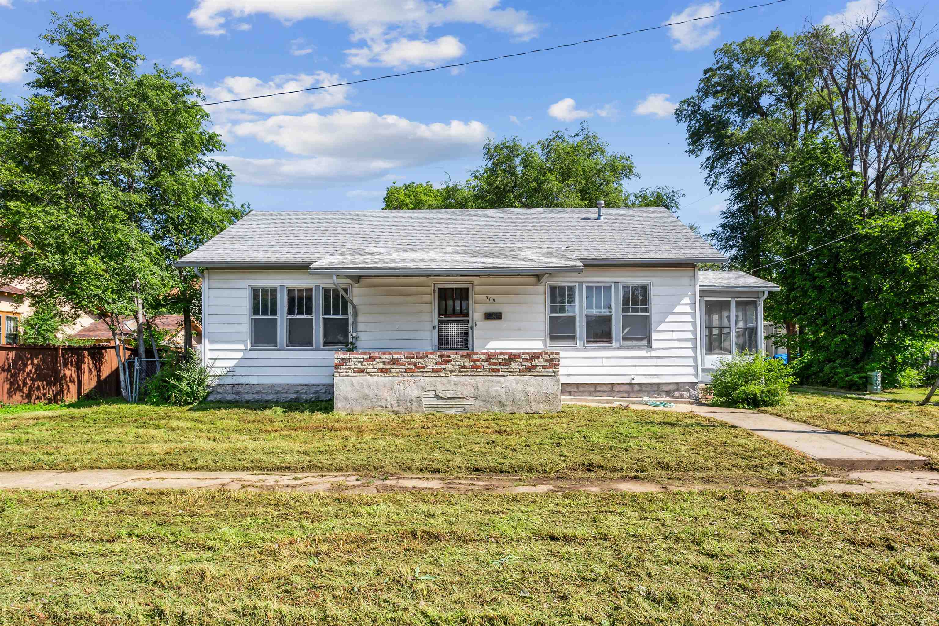 315 W 4th Wellington KS 67152-0000