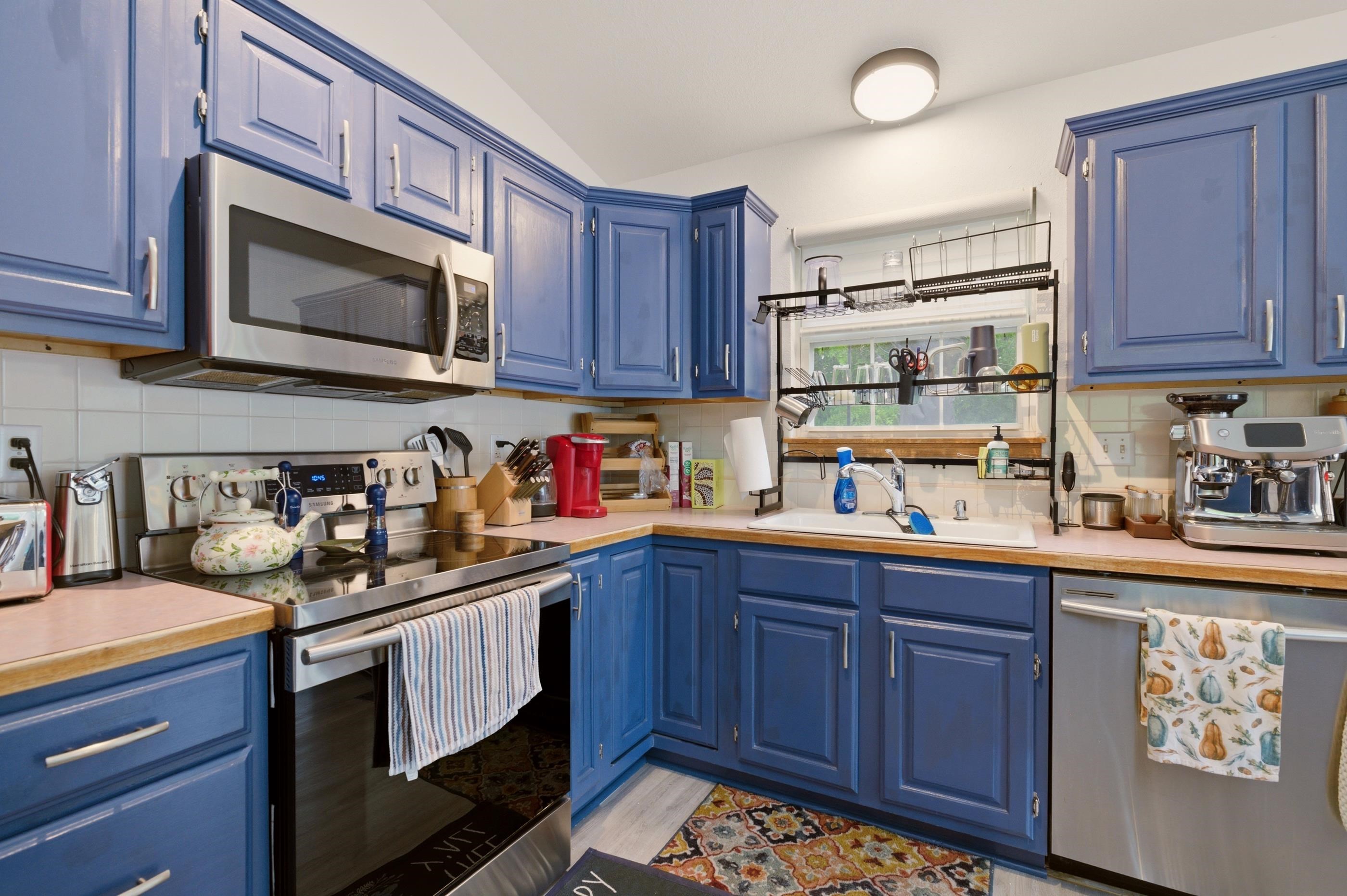 6943 E Perryton Street Bel Aire KS 67226-1468