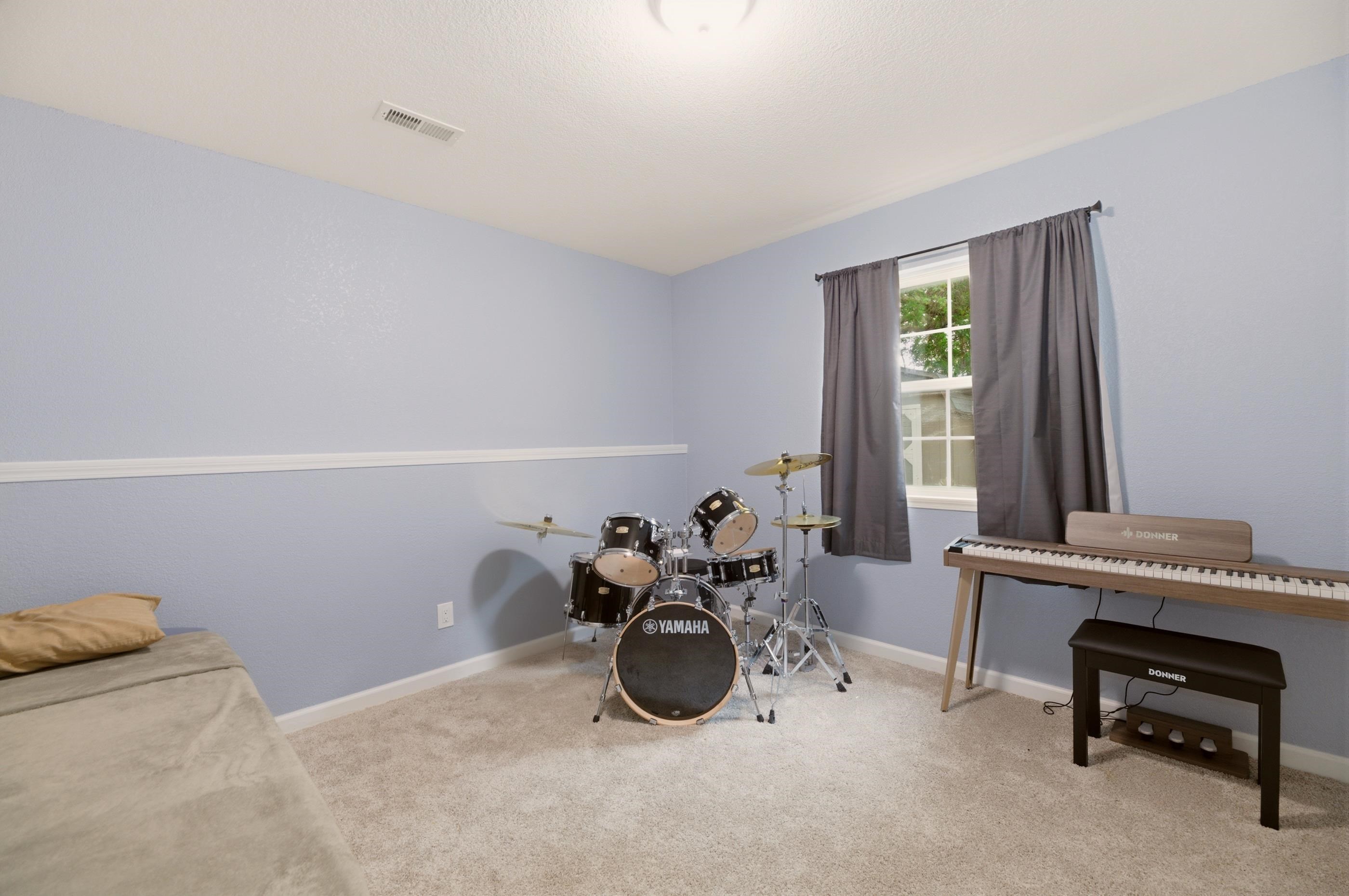 6943 E Perryton Street Bel Aire KS 67226-1468
