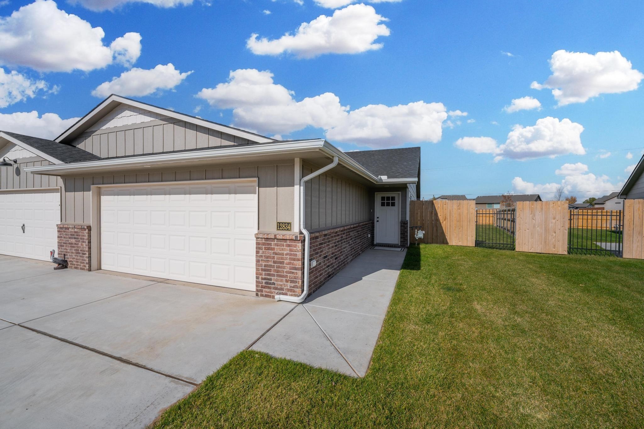 2853 S Cedar Crest Court Wichita KS 67215