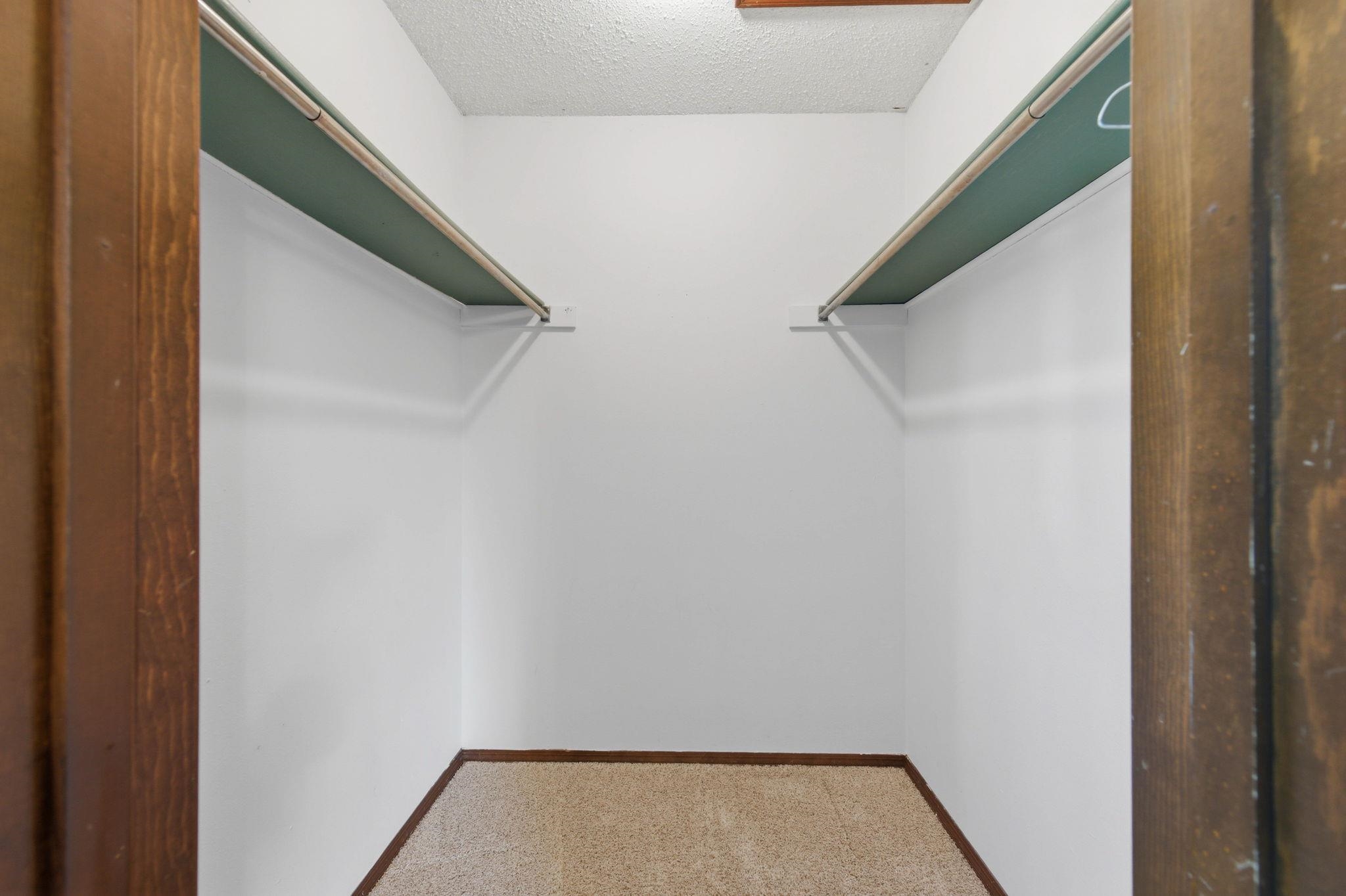 1214 Edgewood Wellington KS 67152