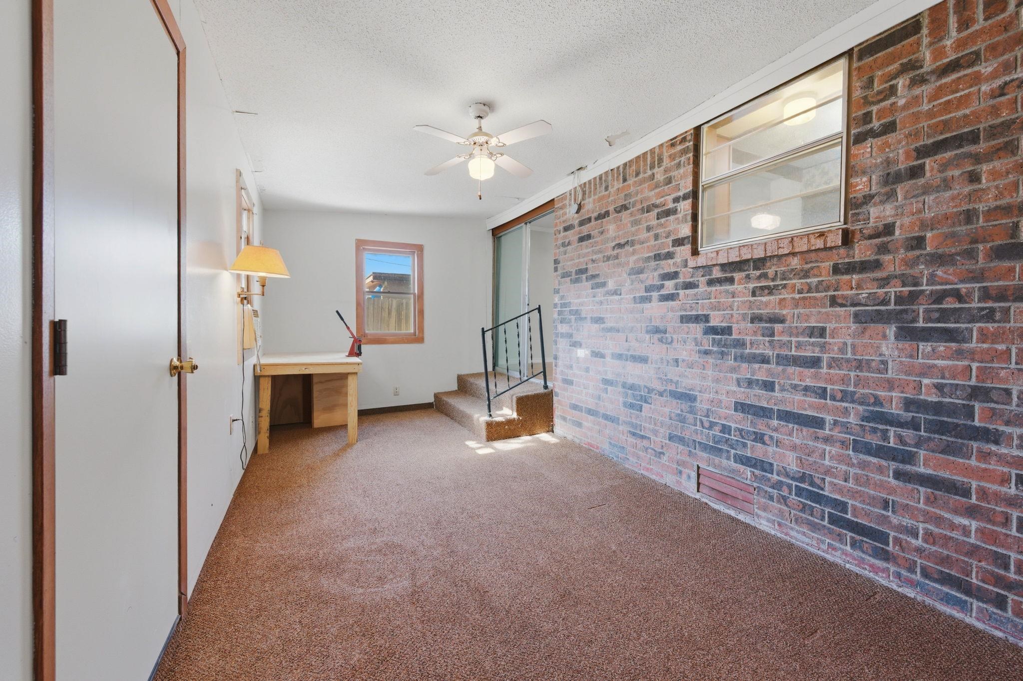 1214 Edgewood Wellington KS 67152
