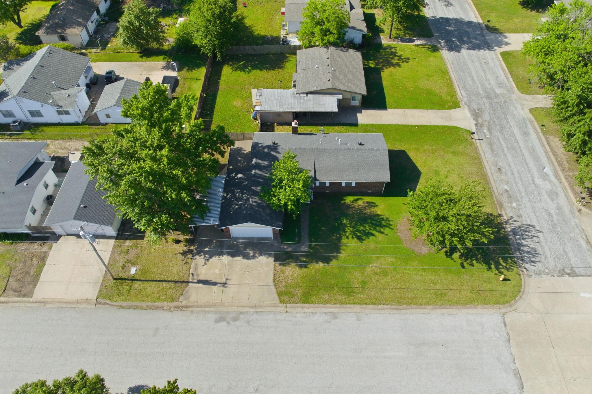 1214 Edgewood Wellington KS 67152