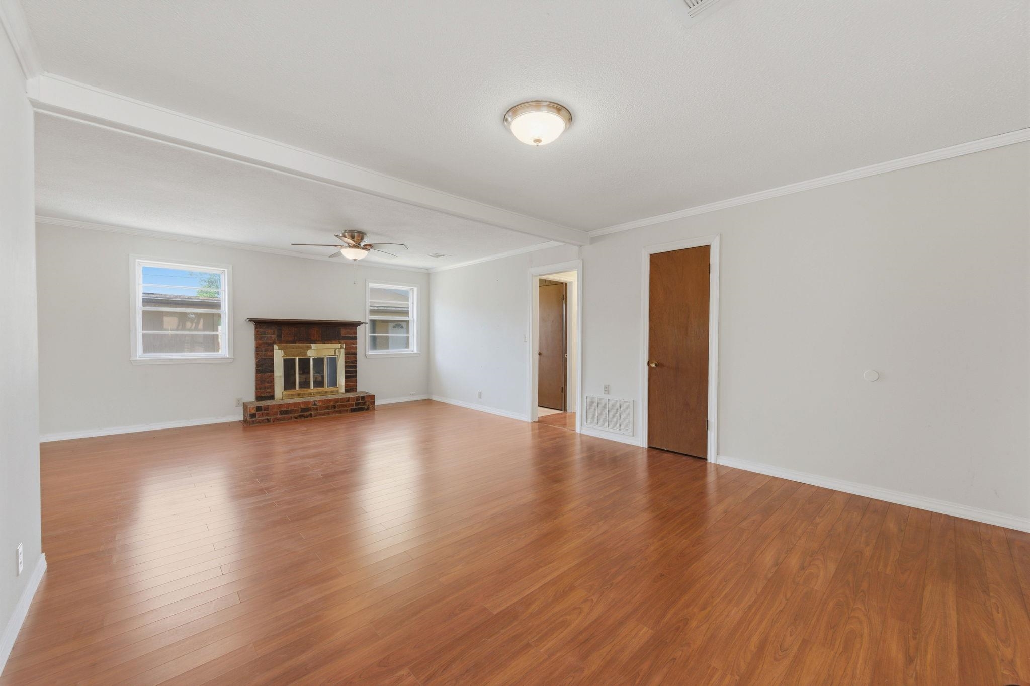 1214 Edgewood Wellington KS 67152
