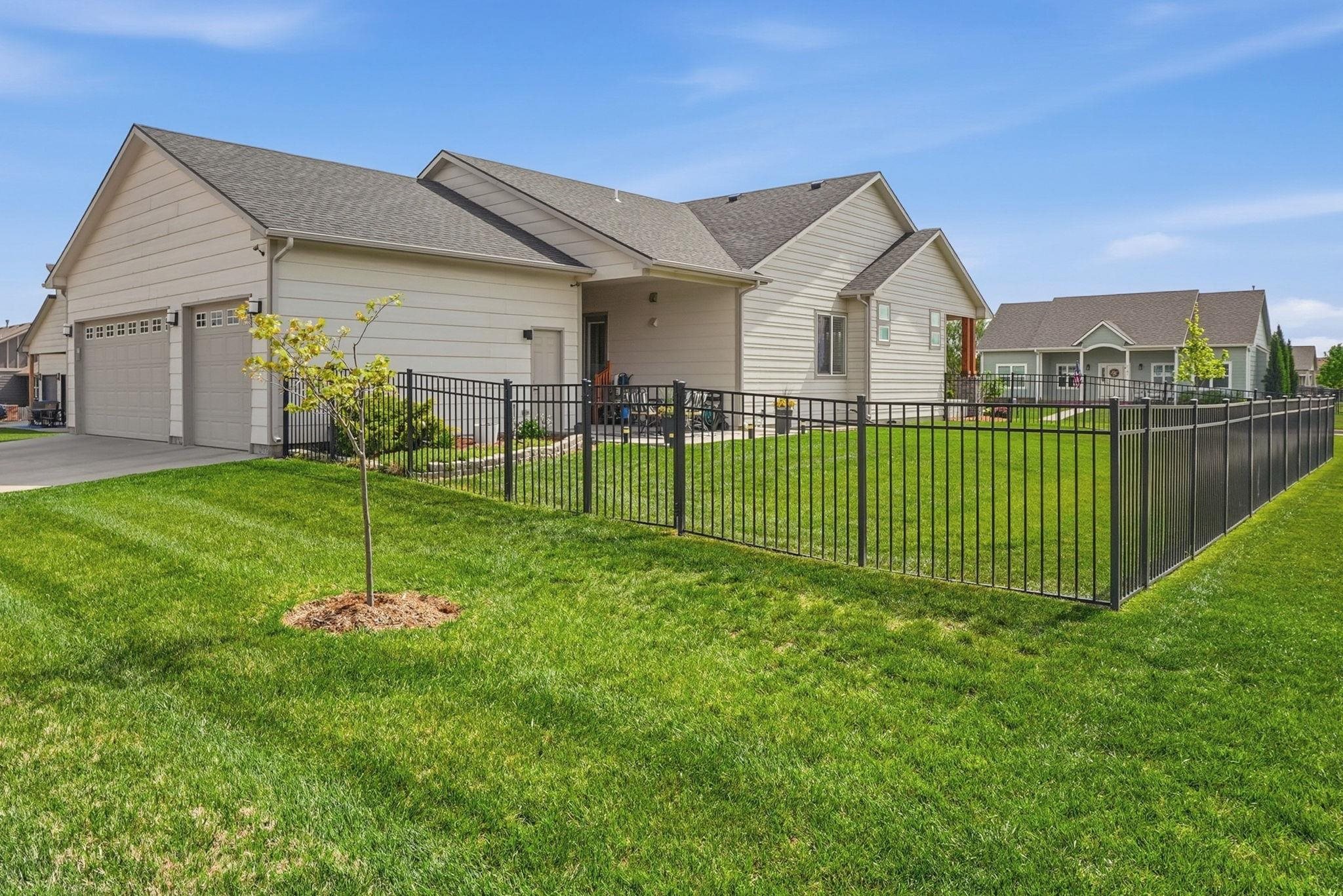 5184 N Brookstone Bel Aire KS 67226