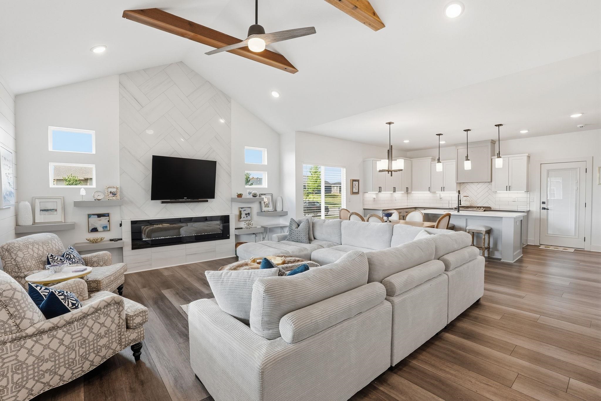 5184 N Brookstone Bel Aire KS 67226
