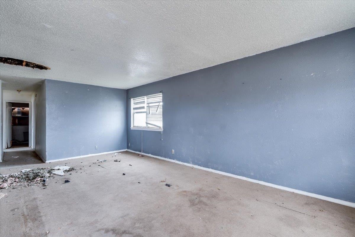 1614 E Del Mar Street Wichita KS 67216