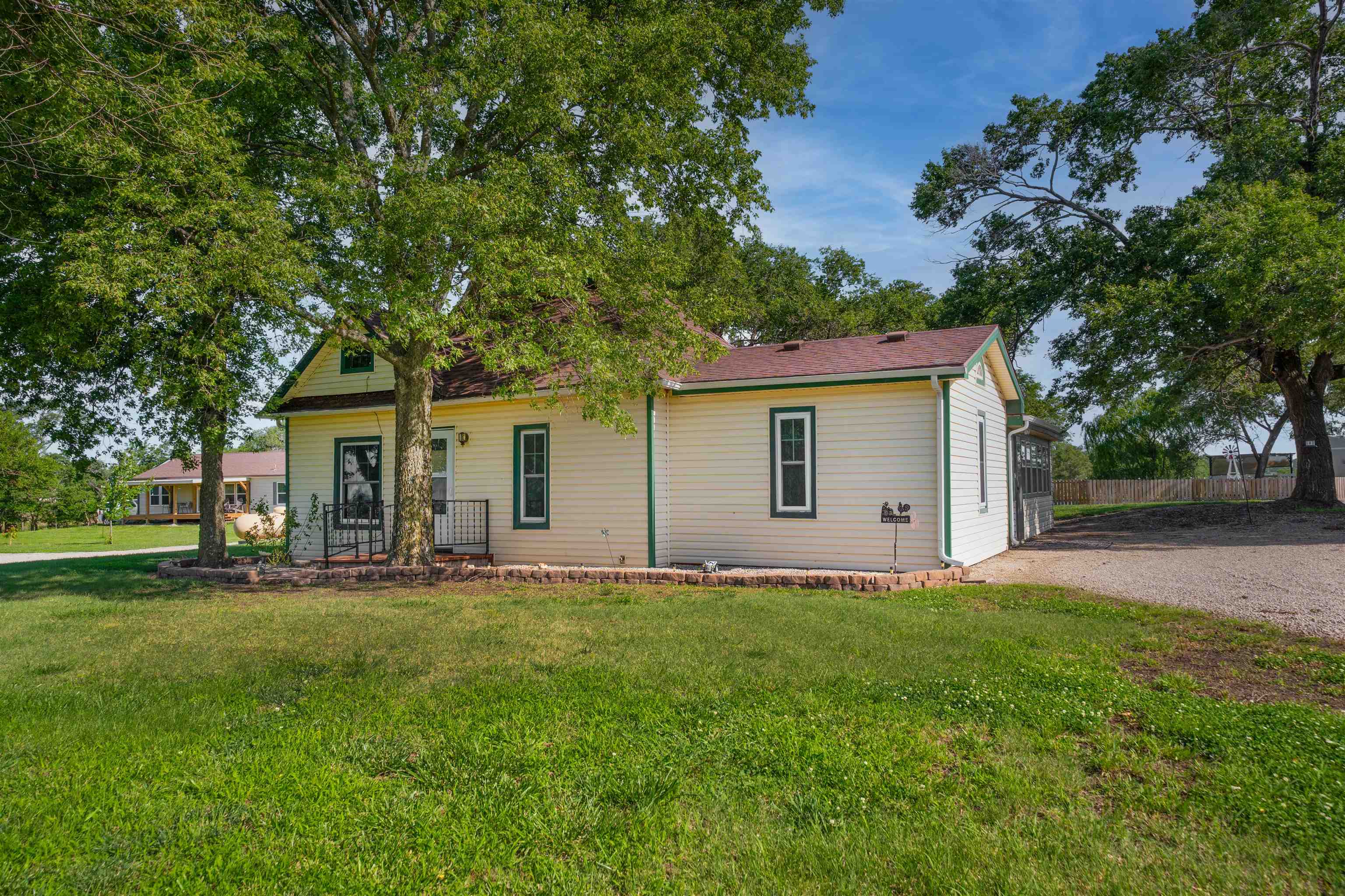 1718 SW 170th Street Leon KS 67074