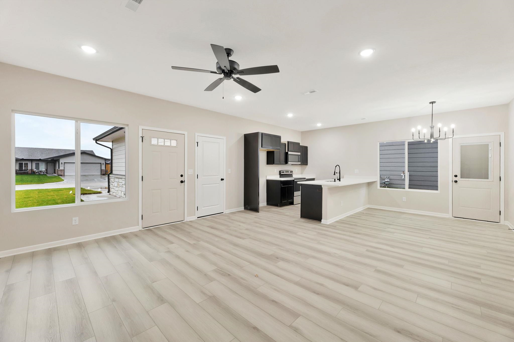 9227 E Fox Pointe Court Bel Aire KS 67226