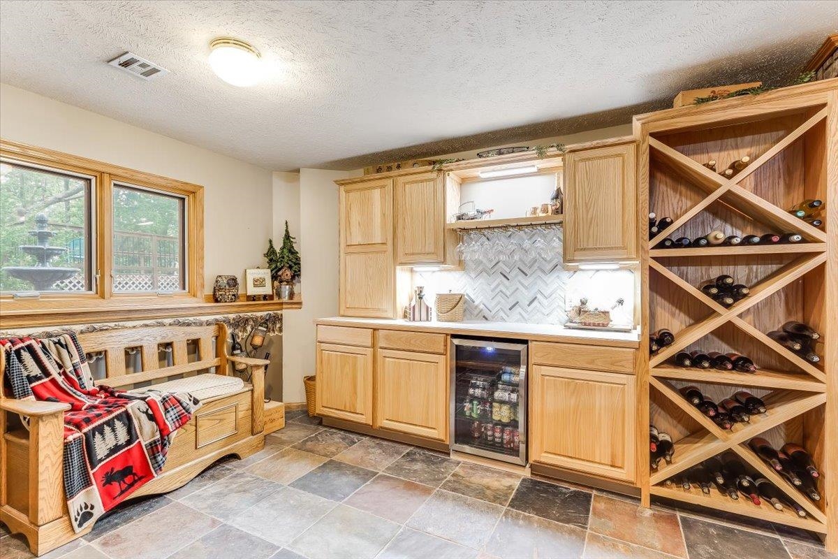 521 E Whispering Meadows Potwin KS 67123-9503