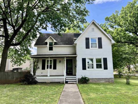 1103 Mansfield Winfield KS 67156