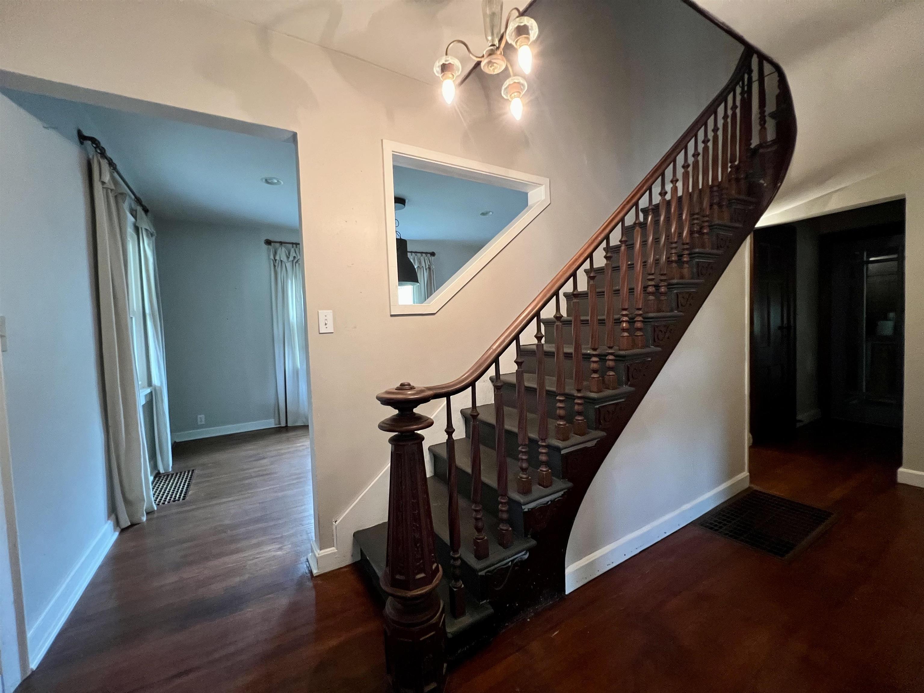 1103 Mansfield Winfield KS 67156