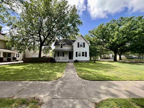 1103 Mansfield Winfield KS 67156