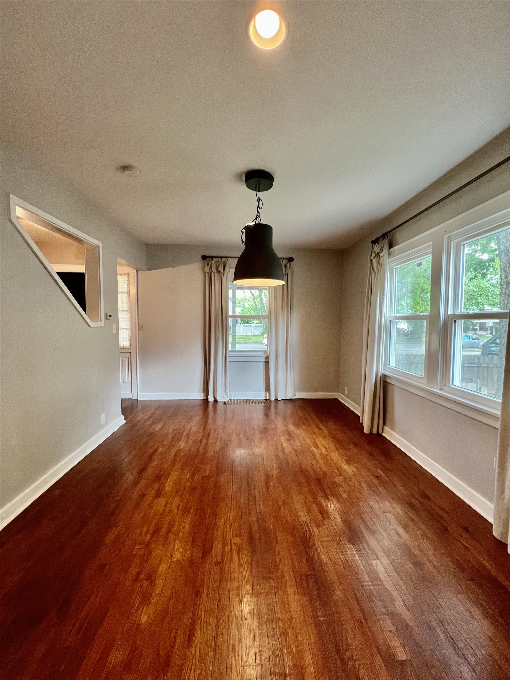 1103 Mansfield Winfield KS 67156