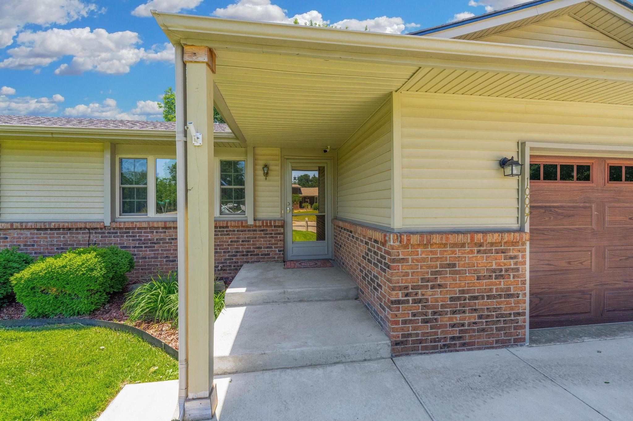 10007 W Merton Wichita KS 67209