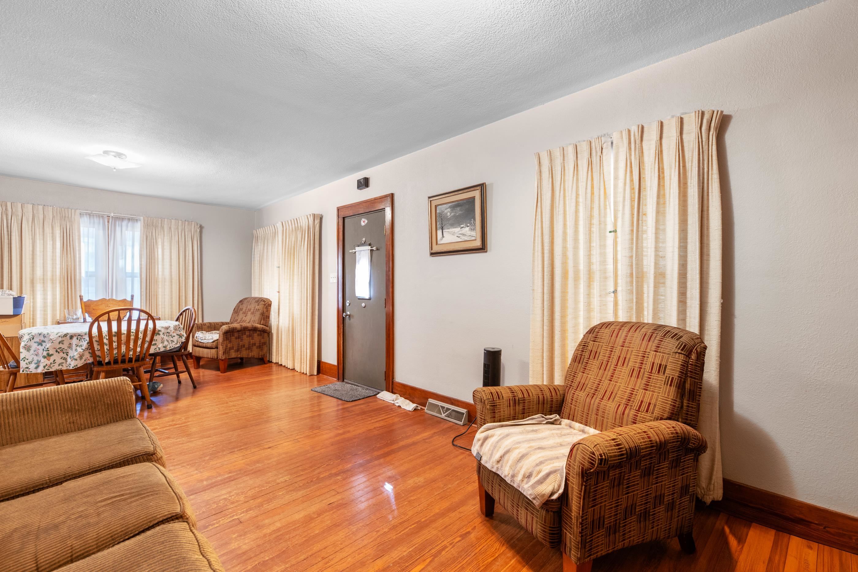 528 N Martinson Wichita KS 67203