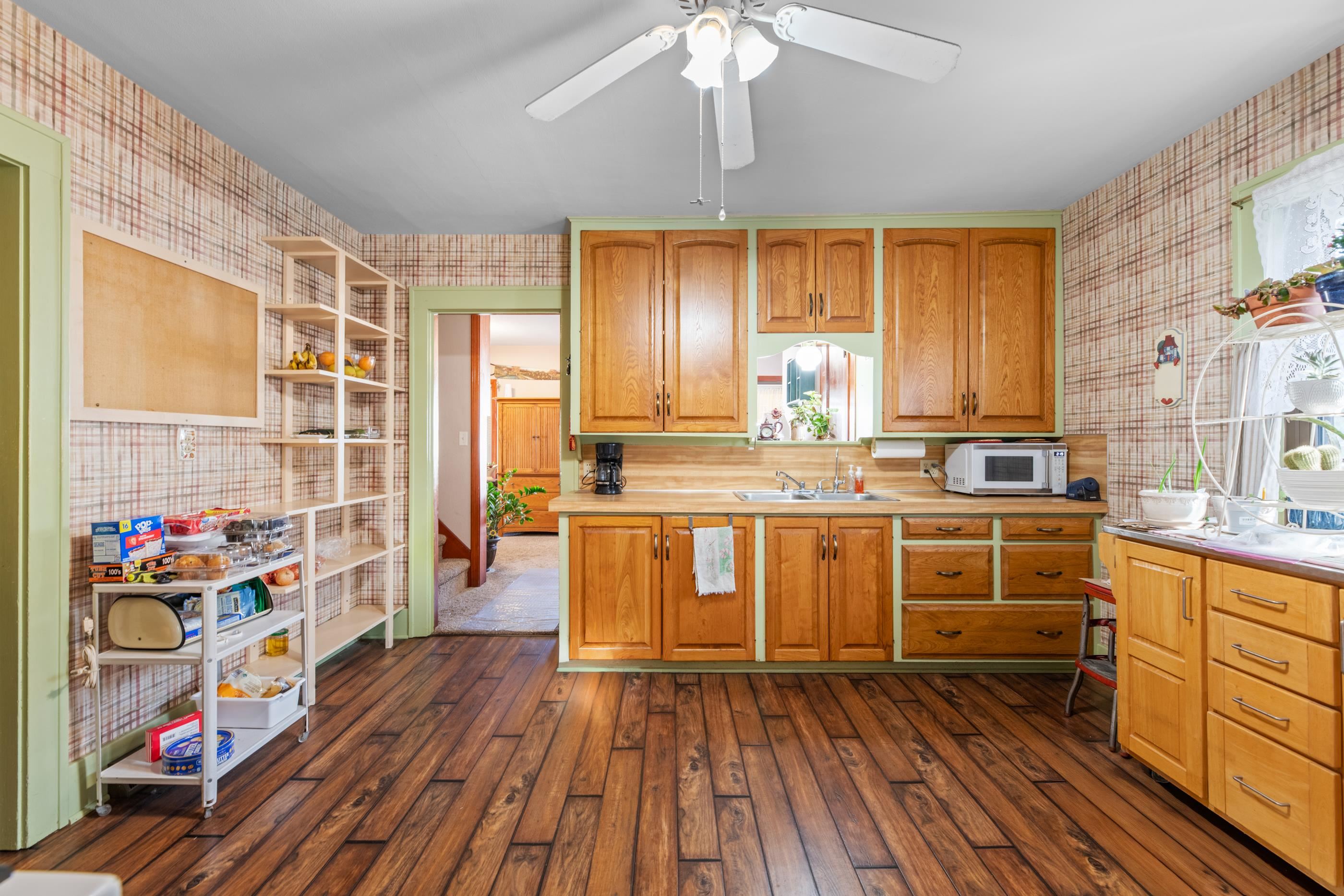 528 N Martinson Wichita KS 67203