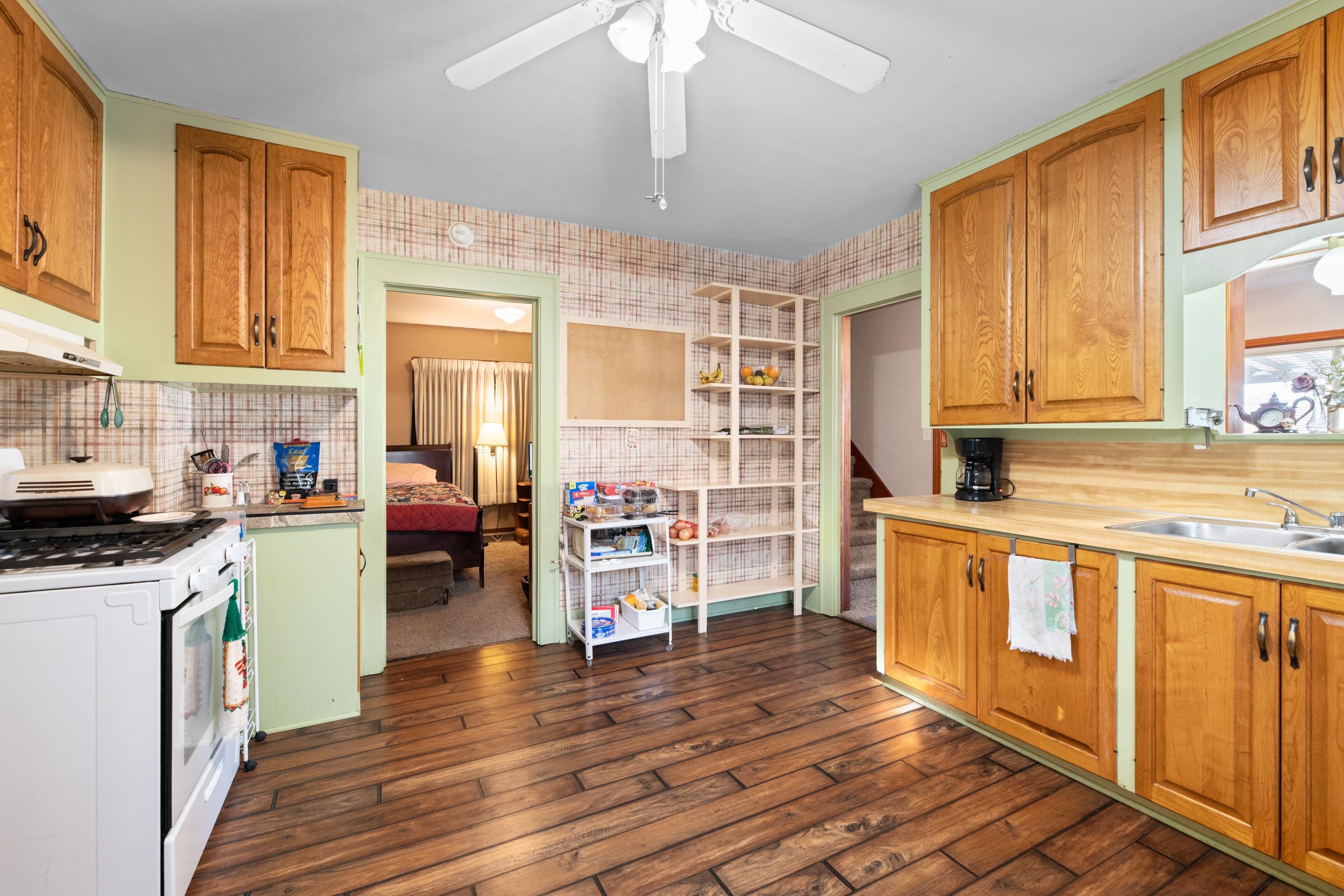 528 N Martinson Wichita KS 67203