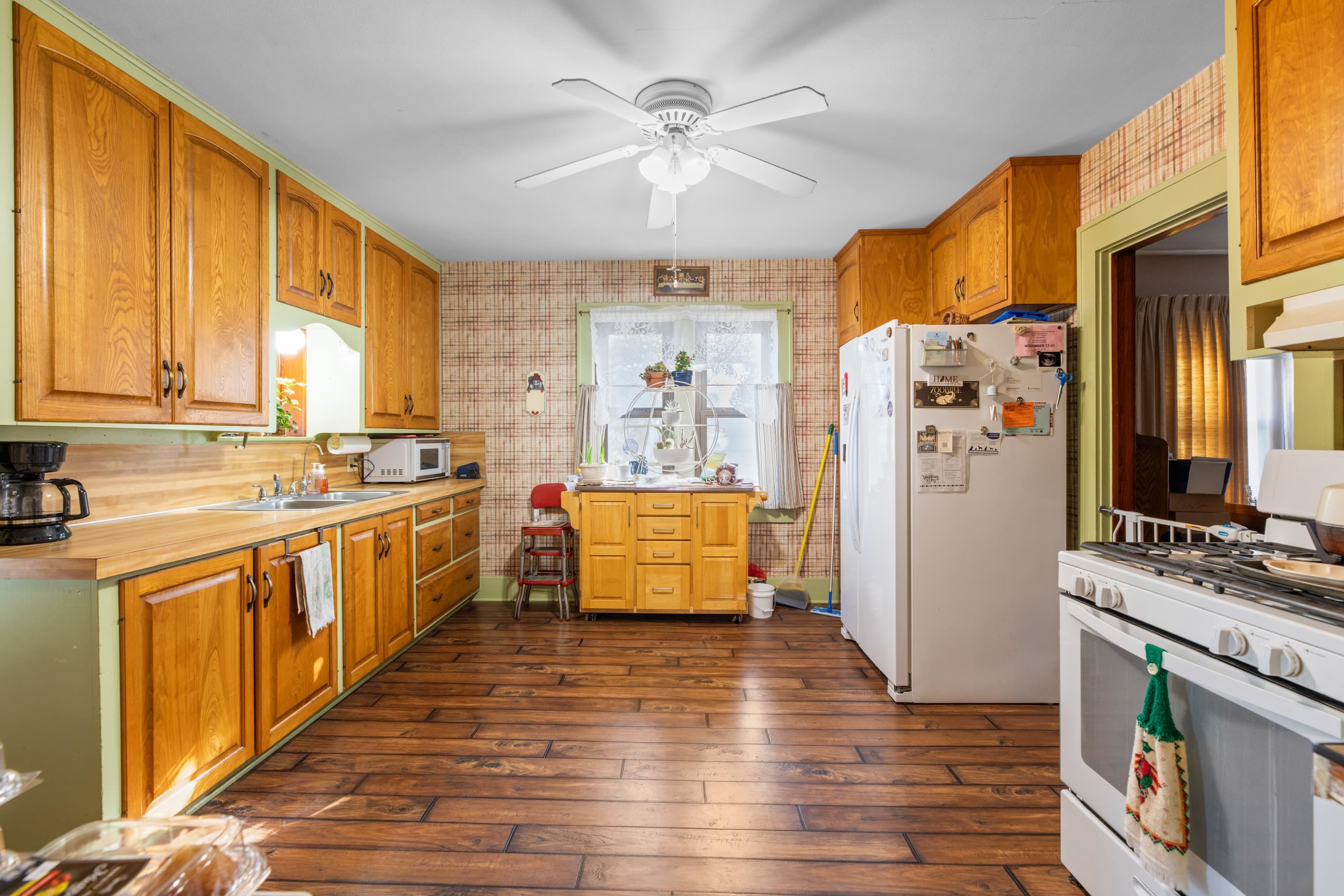 528 N Martinson Wichita KS 67203
