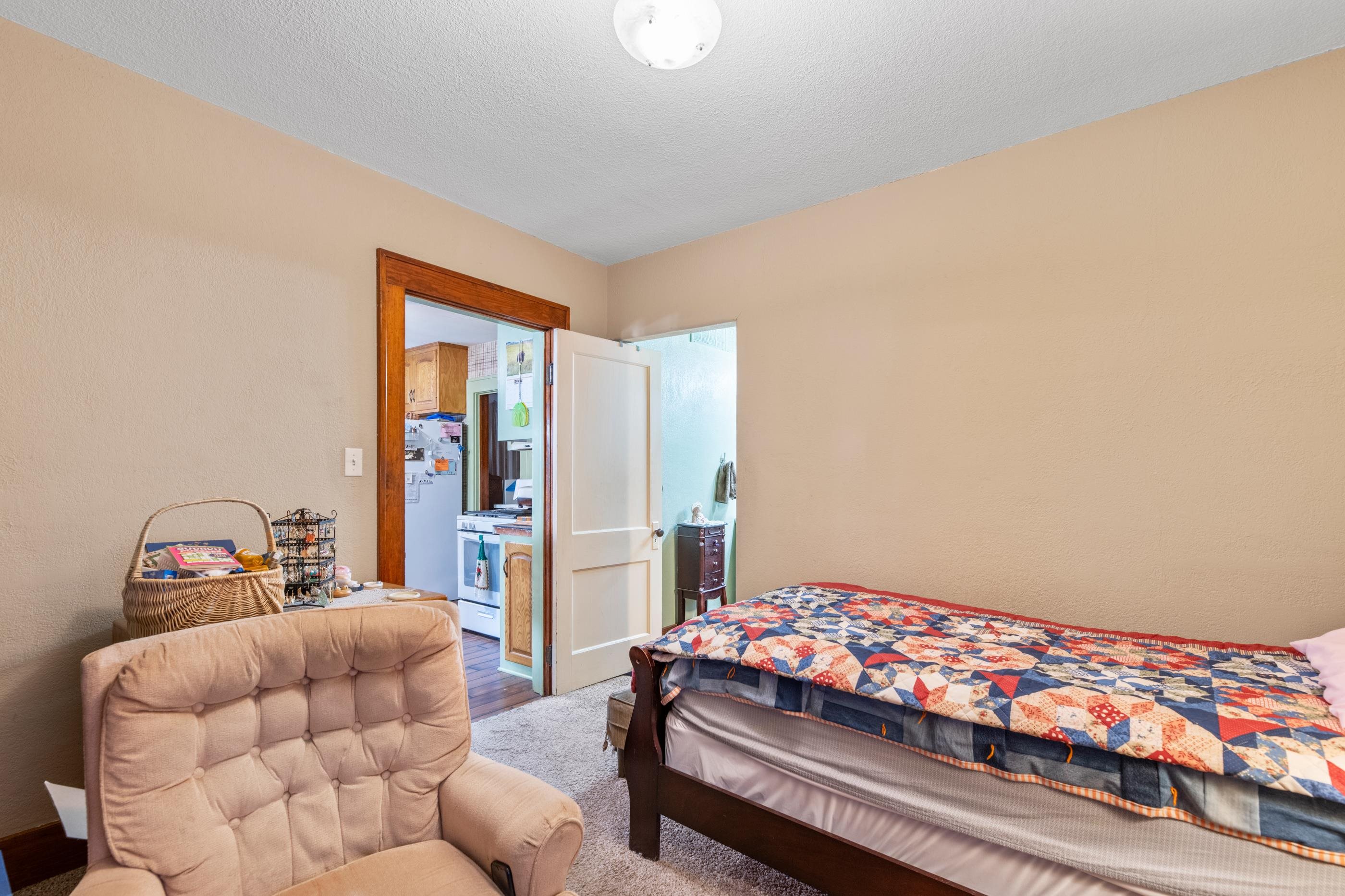 528 N Martinson Wichita KS 67203