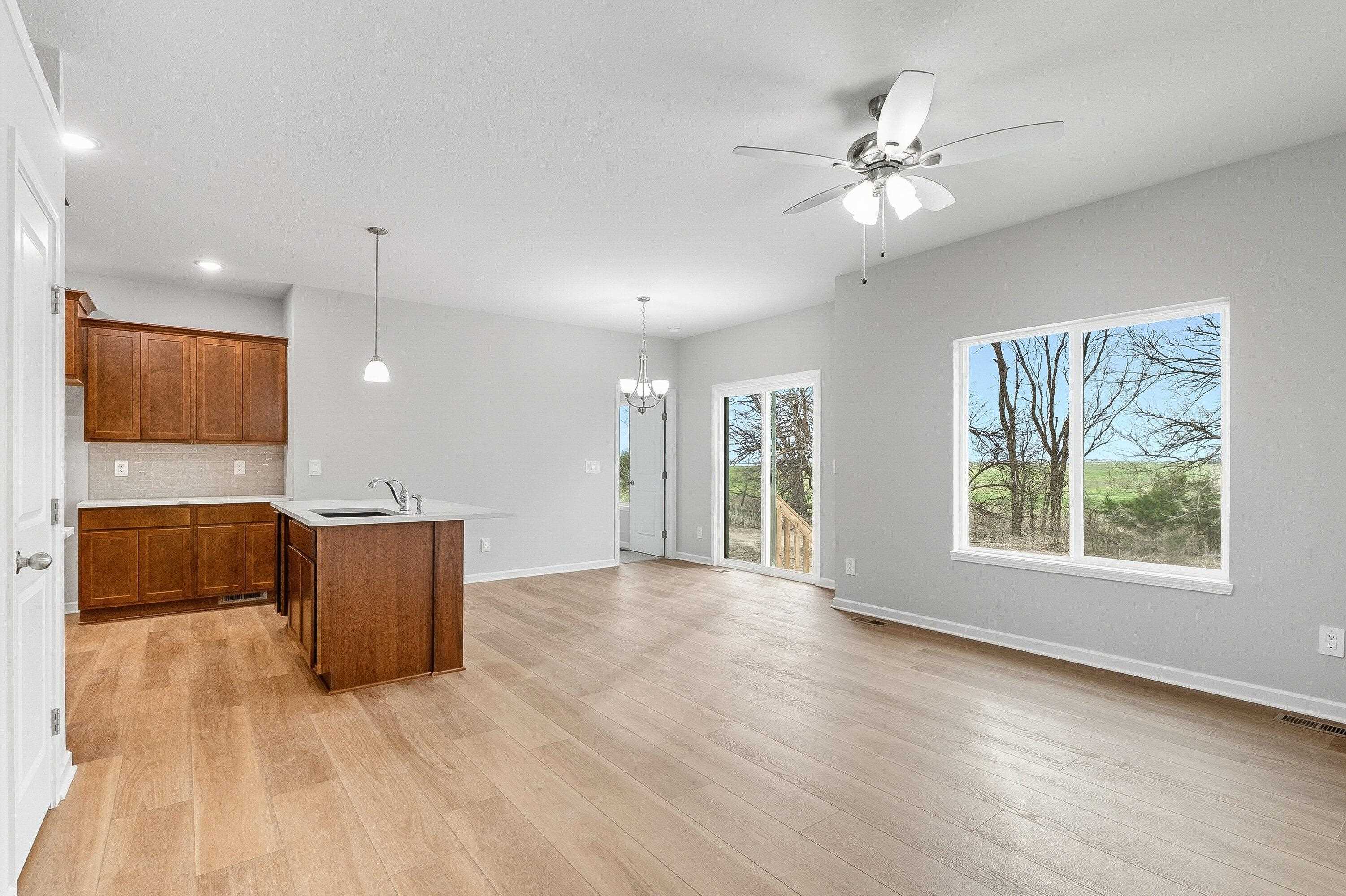 907 W 17th Harper KS 67058