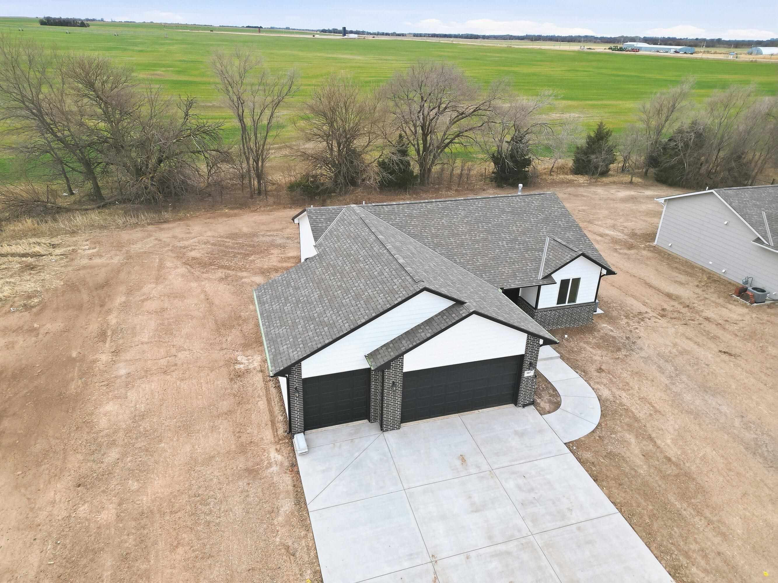 907 W 17th Harper KS 67058