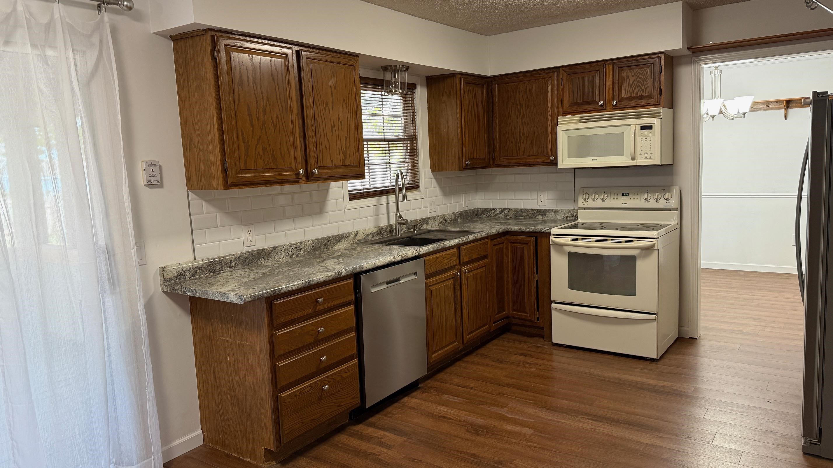 924 Maplewood Court Andover KS 67002