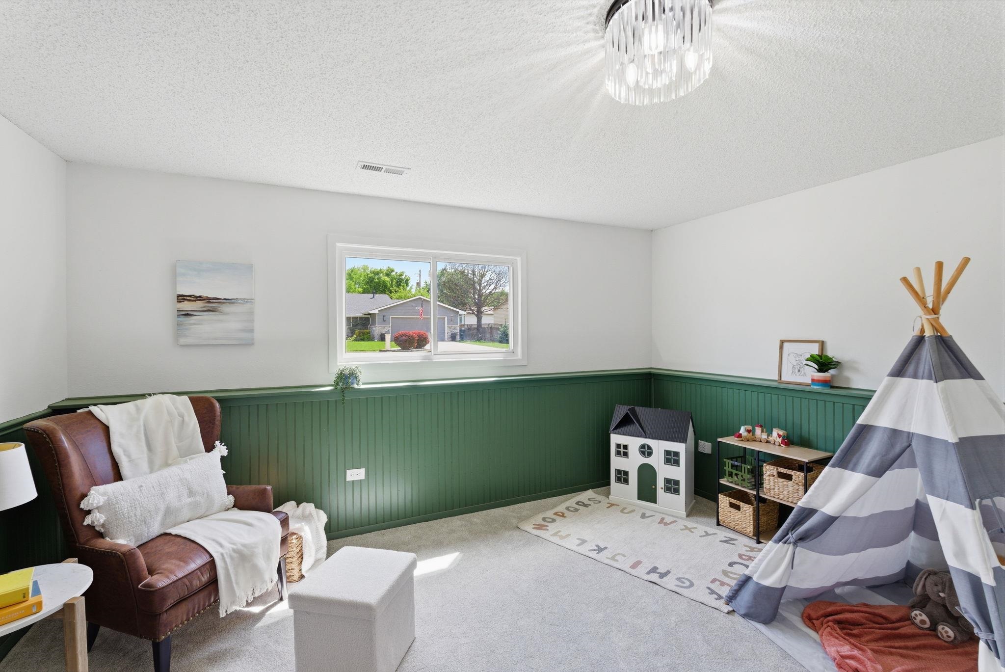 2420 E Gary Street Park City KS 67219