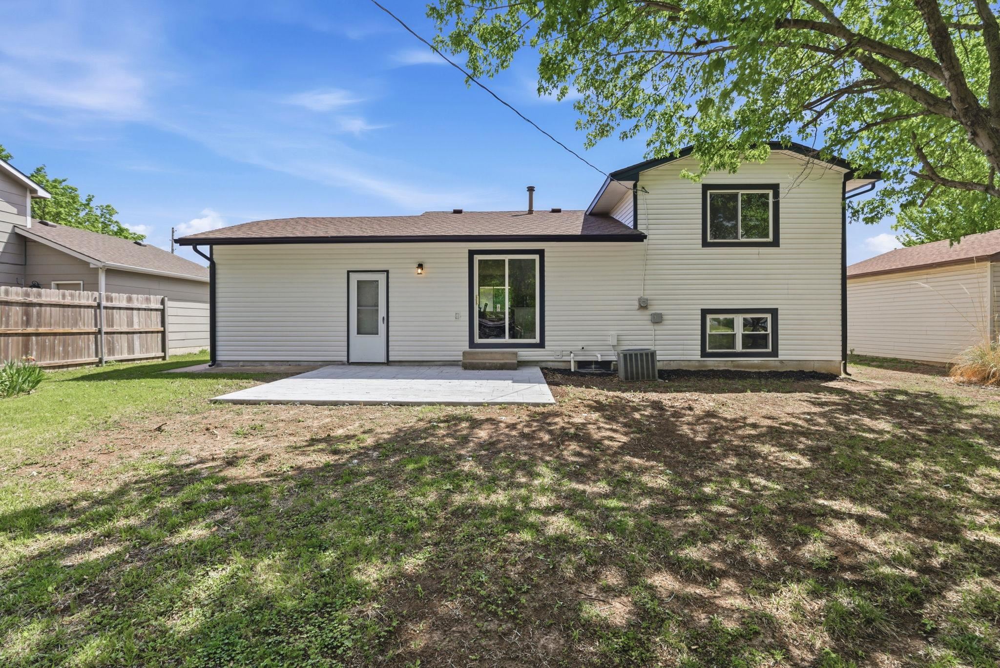 2420 E Gary Street Park City KS 67219